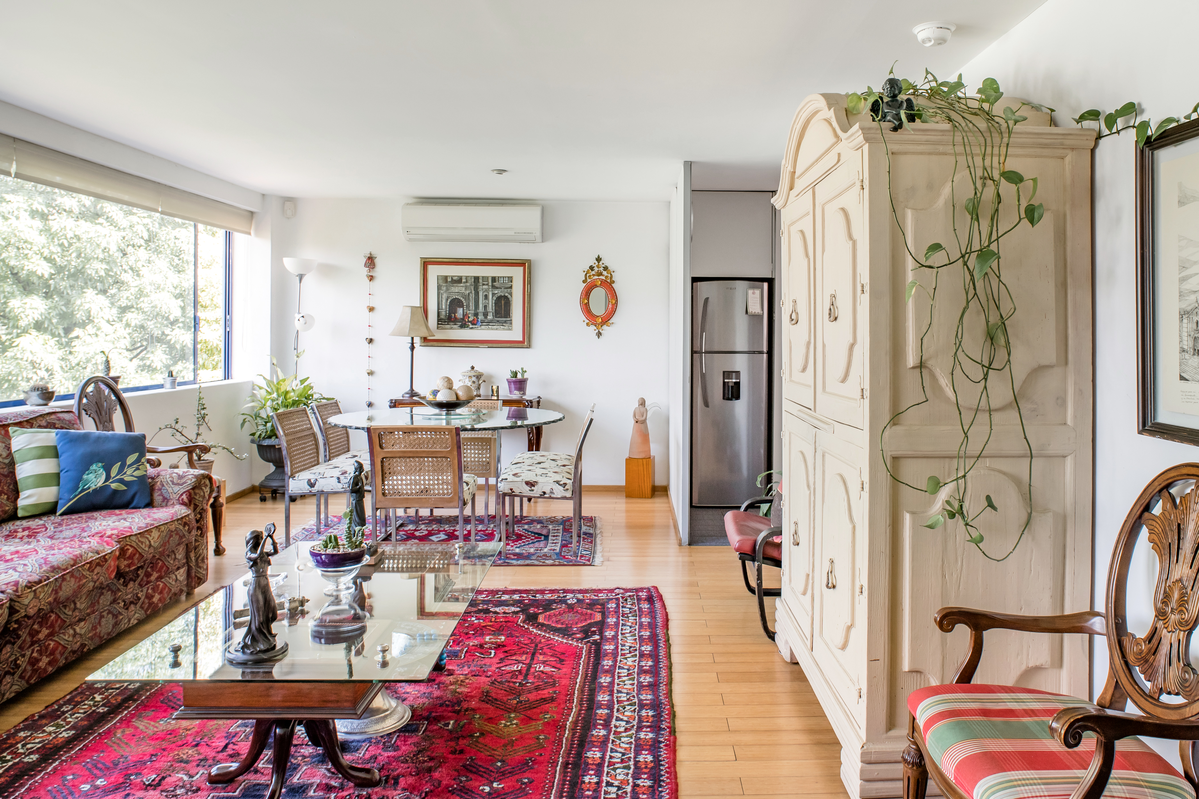 Visit Parque México from a Chic Home in Hipódromo Condesa