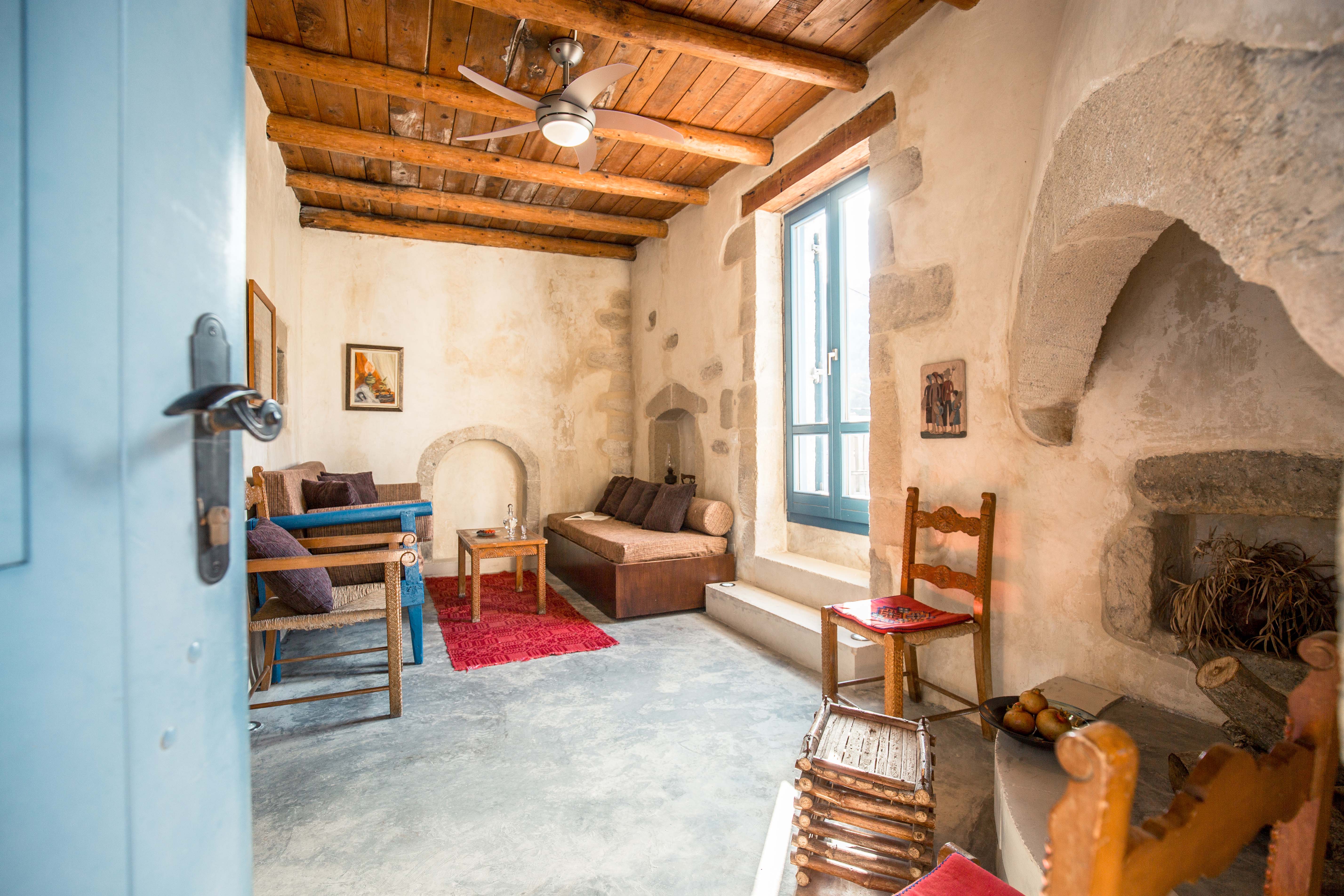 mill villa wth grotto pool Cycladic houses (Greece) for Rent