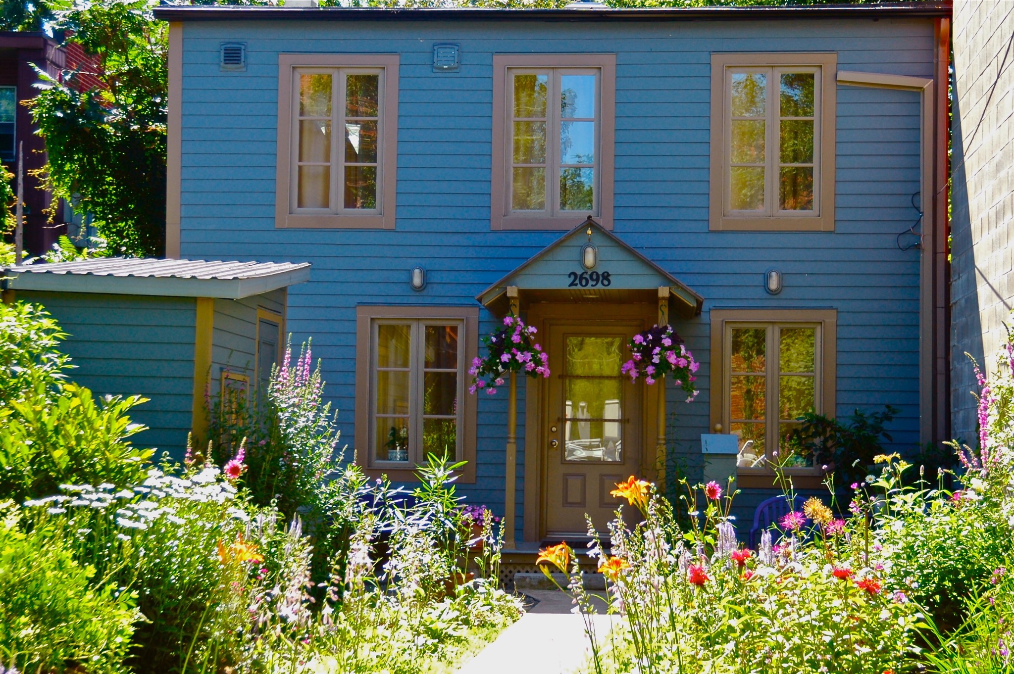 maison propre et tranquille Pointe St Charles in Le Sud-Ouest, Montreal