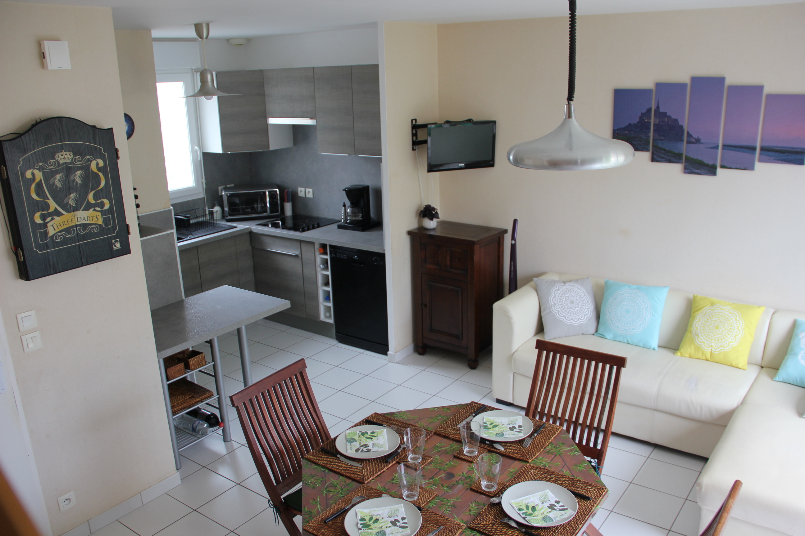 House (F3) 50m from the landing beaches.