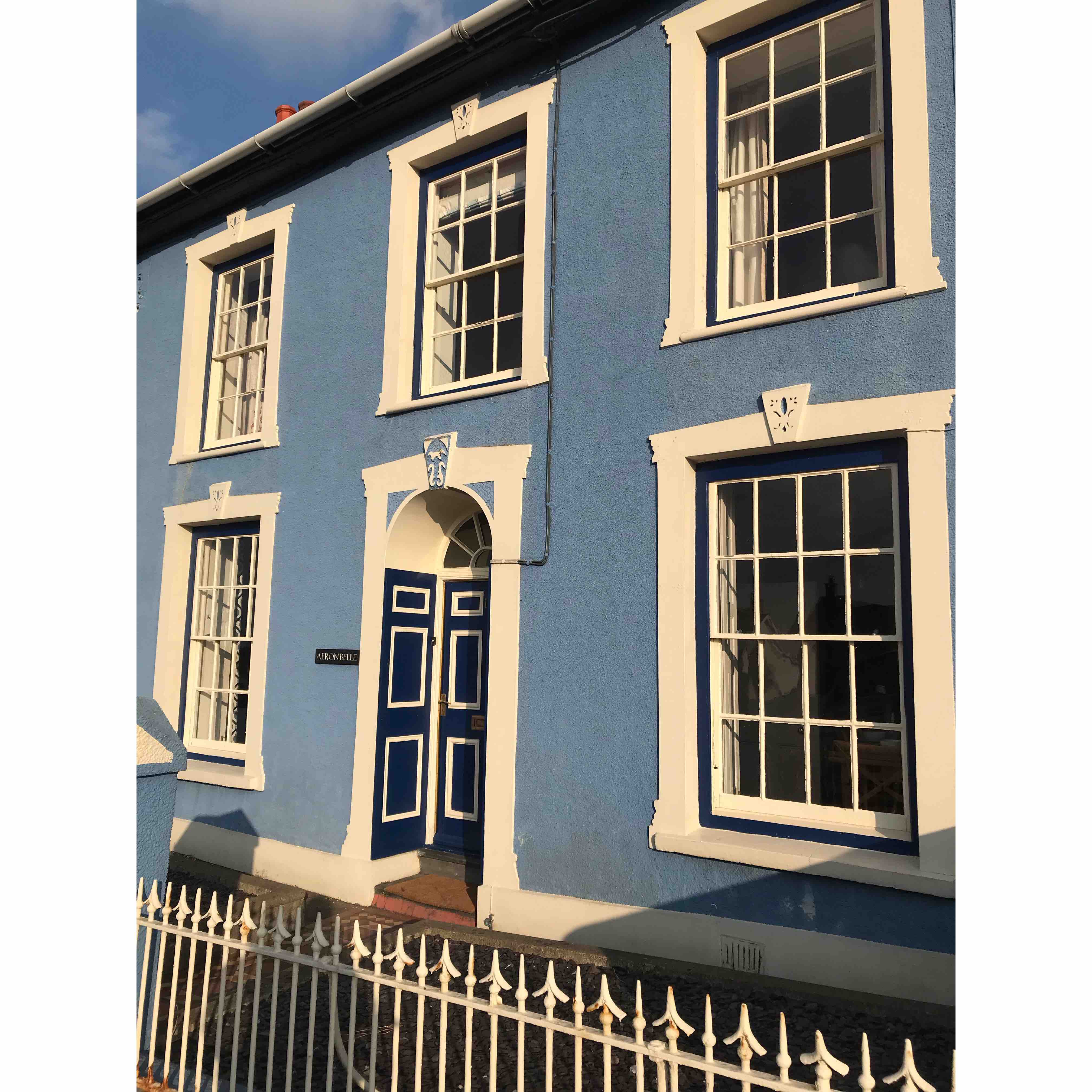 Aeronbelle, Georgian 3 bedroomed townhouse