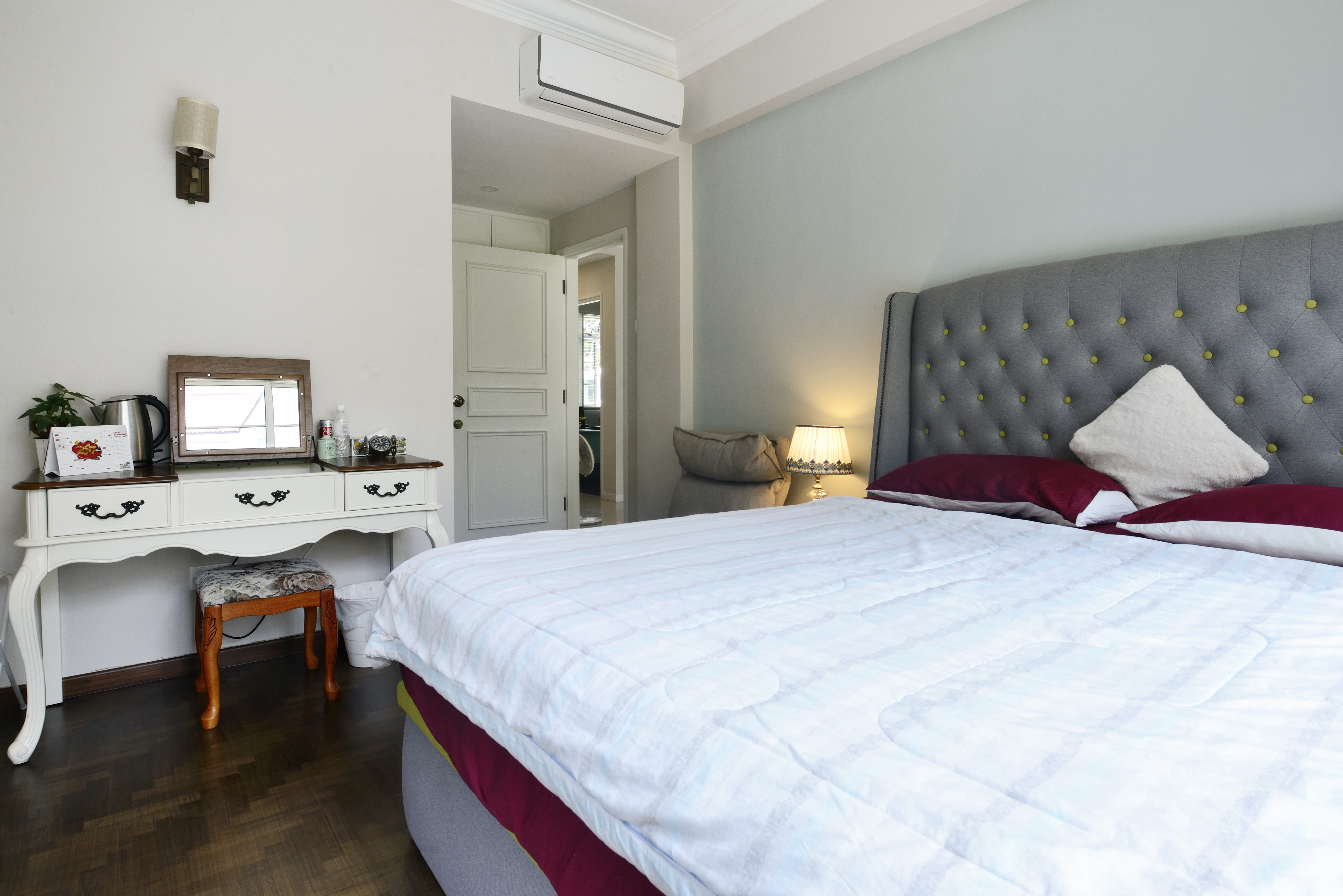 Renovated Master Bedroom & own bathroom@East Coast