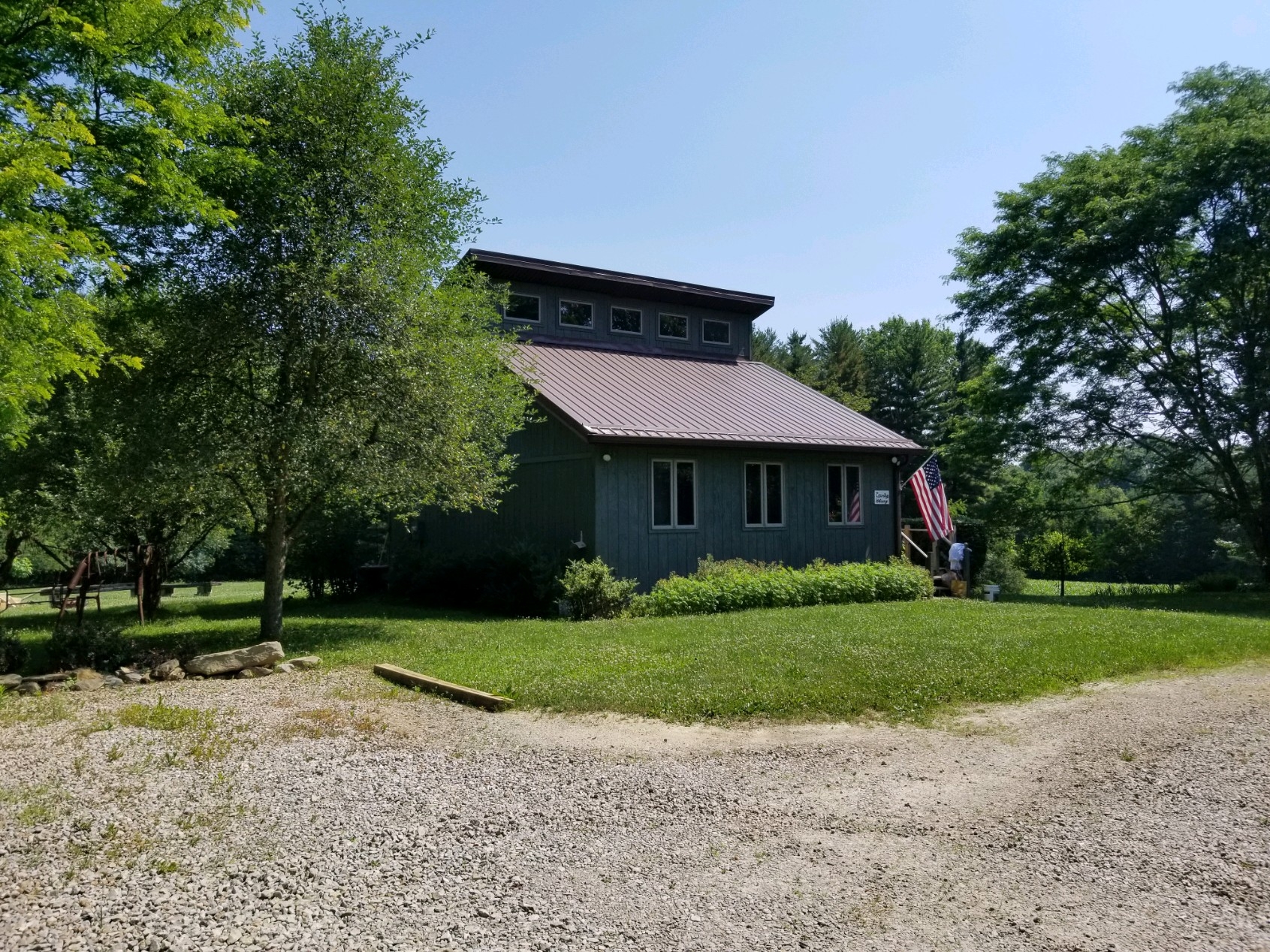 Relaxing Country Getaway come hike or just R&R Farm stays for Rent