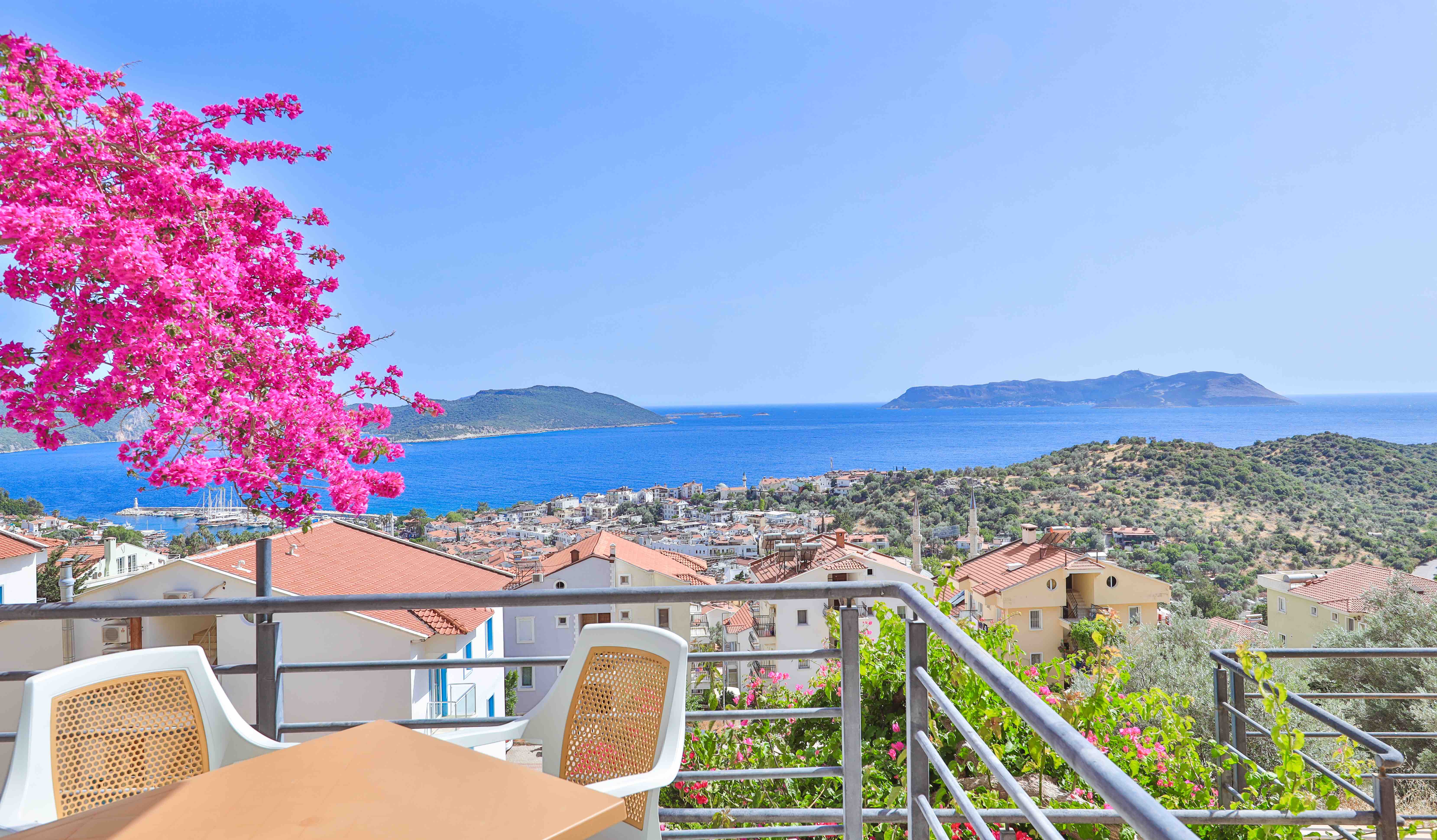 antalya kaş kiralık ev