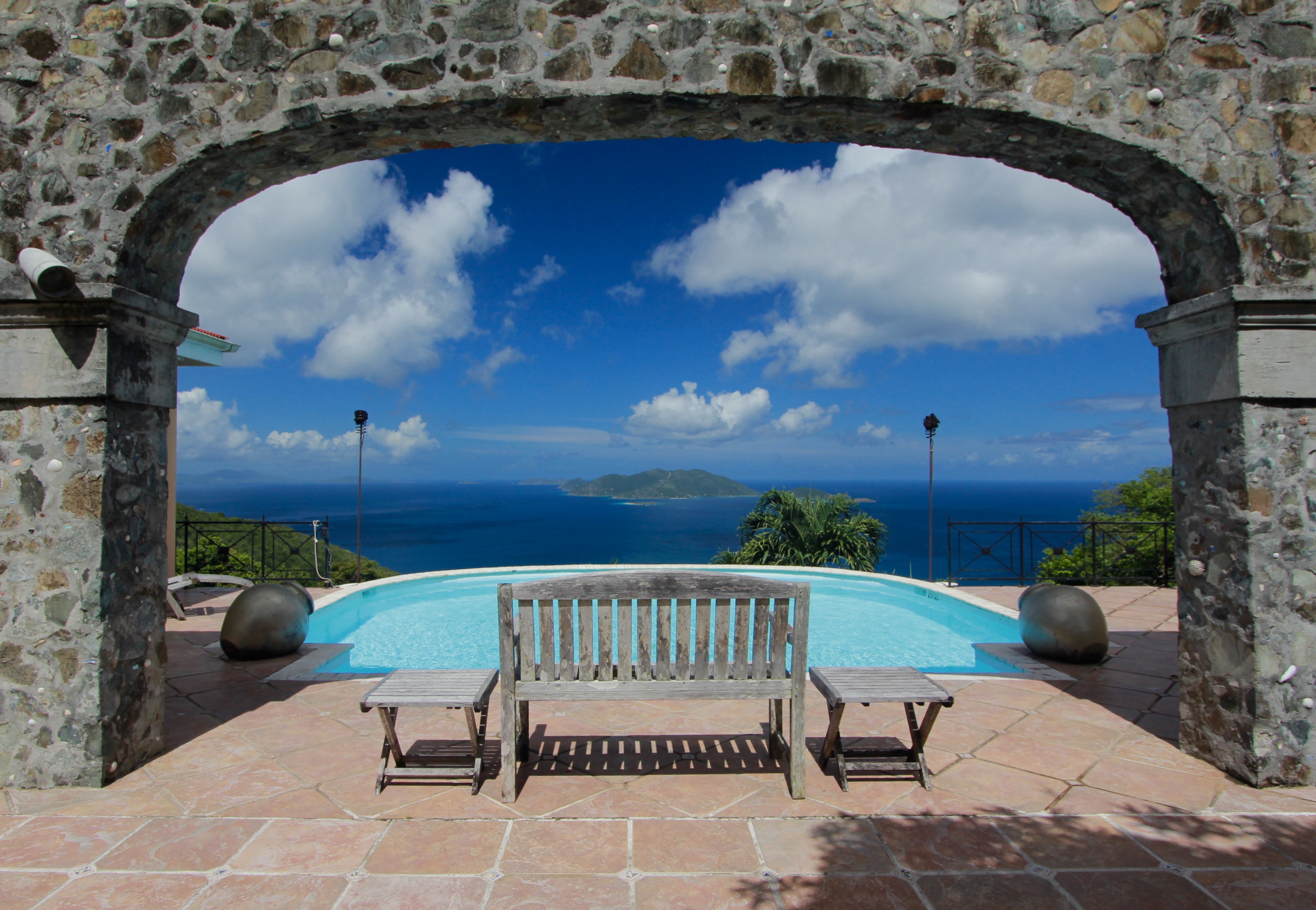 The Anchorage- Studio apt above Cane Garden Bay