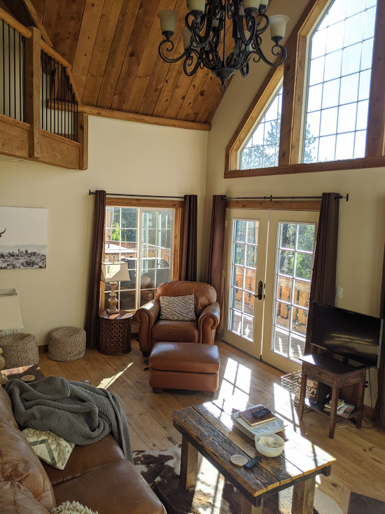 Mountain Chalet in the Woods Cabins for Rent in Divide, Colorado