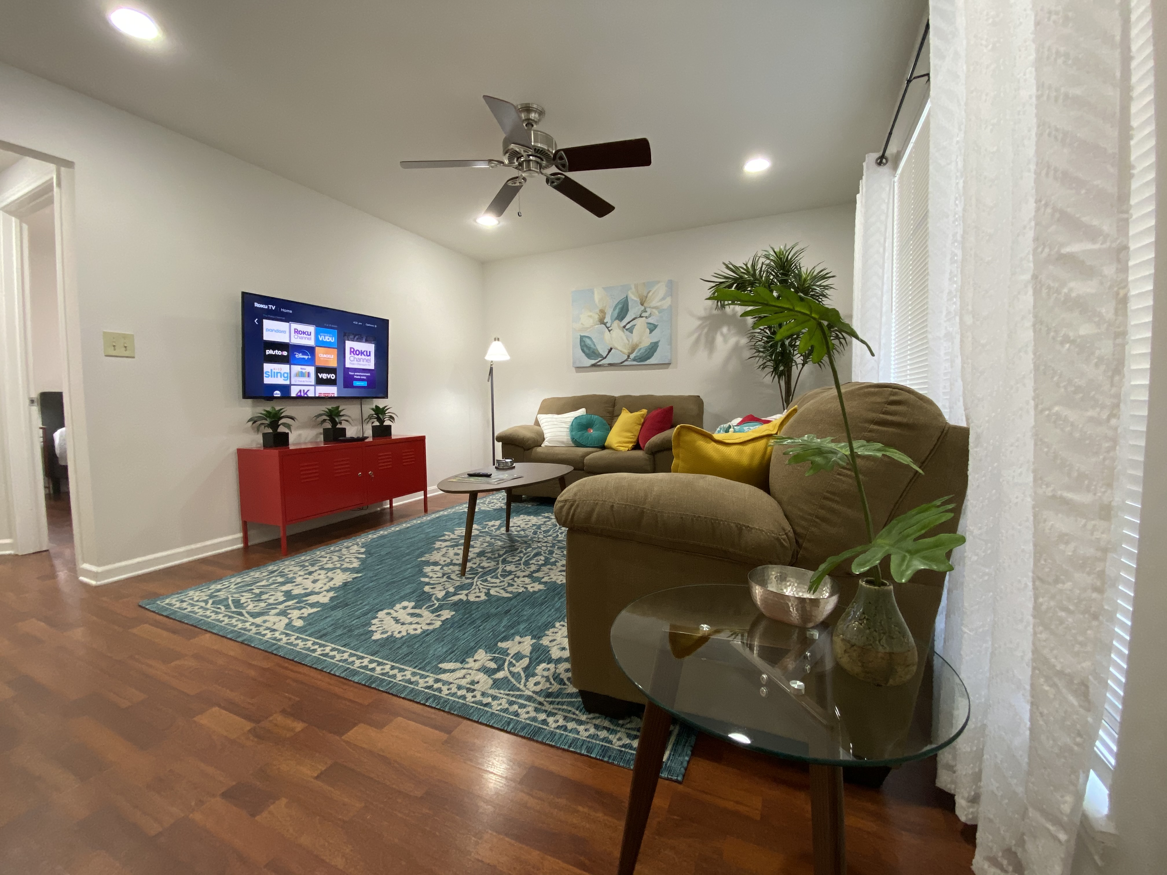 Stylish Arts Dist Apt | Walk to Will Rogers & More in District 7, Fort Worth