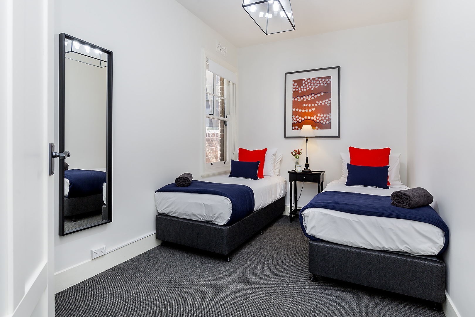 Historic Apartment with Harbour Views Sydney CBD Apartments for