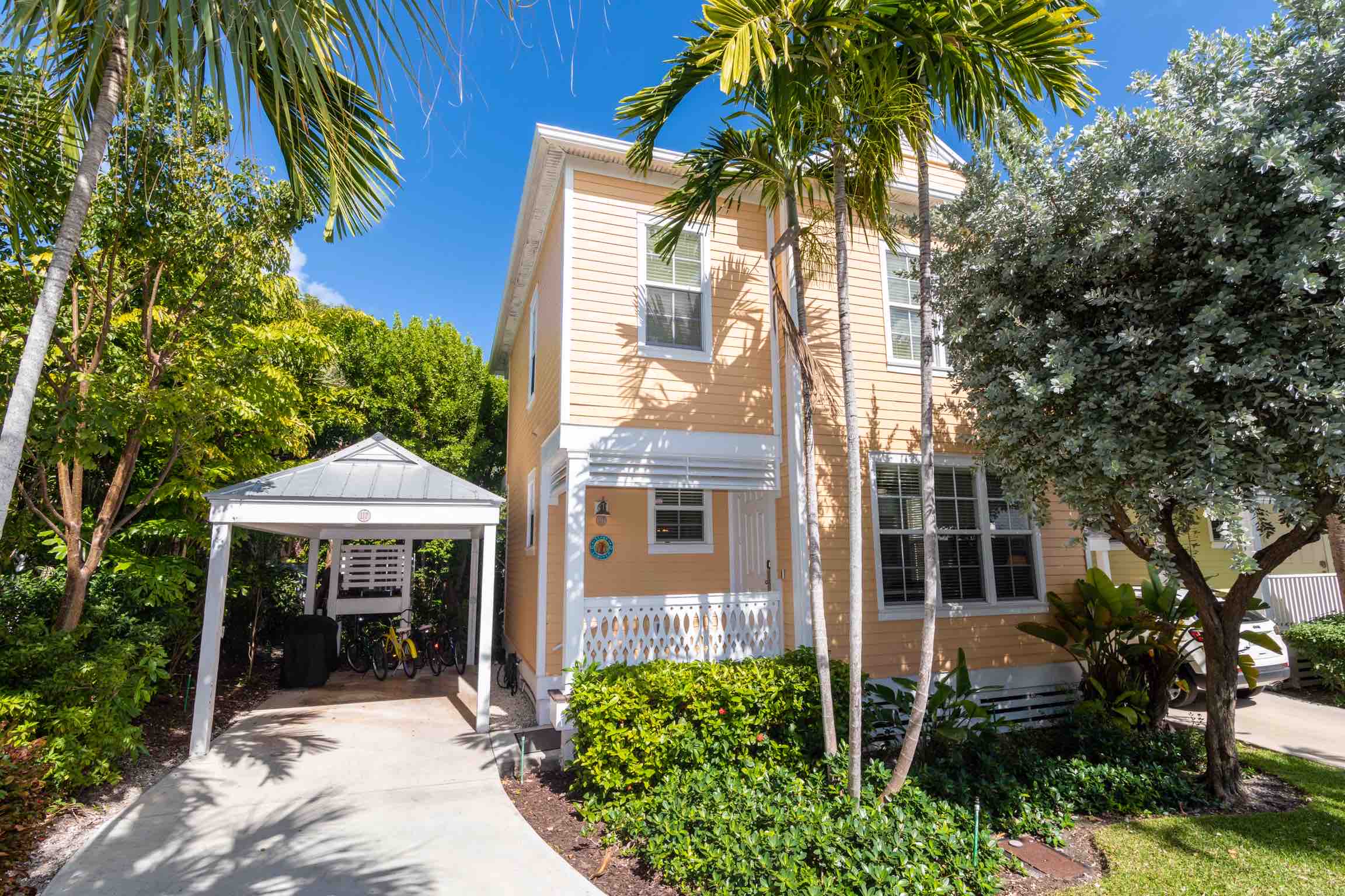 Beautiful Anglers Reef - 2/2.5 - Pool+Marina+Beach
