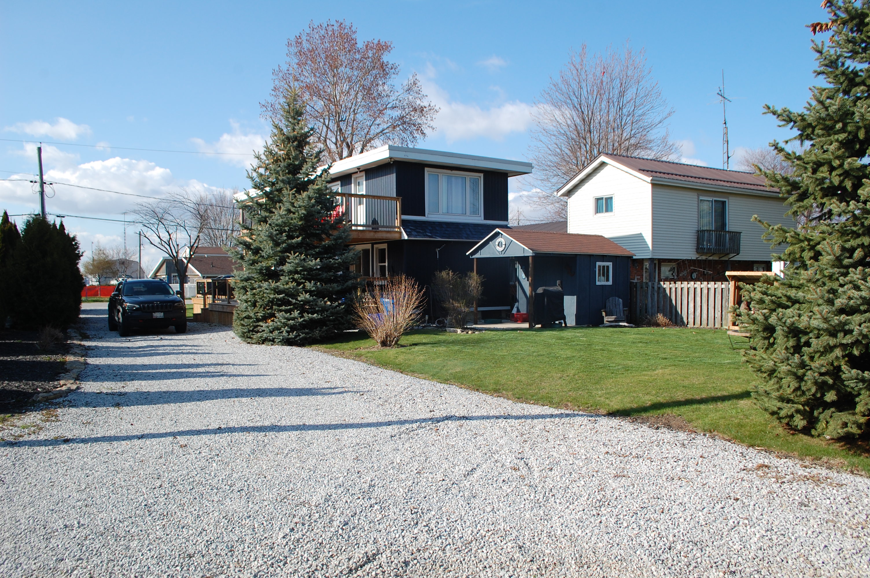 Cottage in the Heart of Beach Town of Erieau Cottages for Rent in