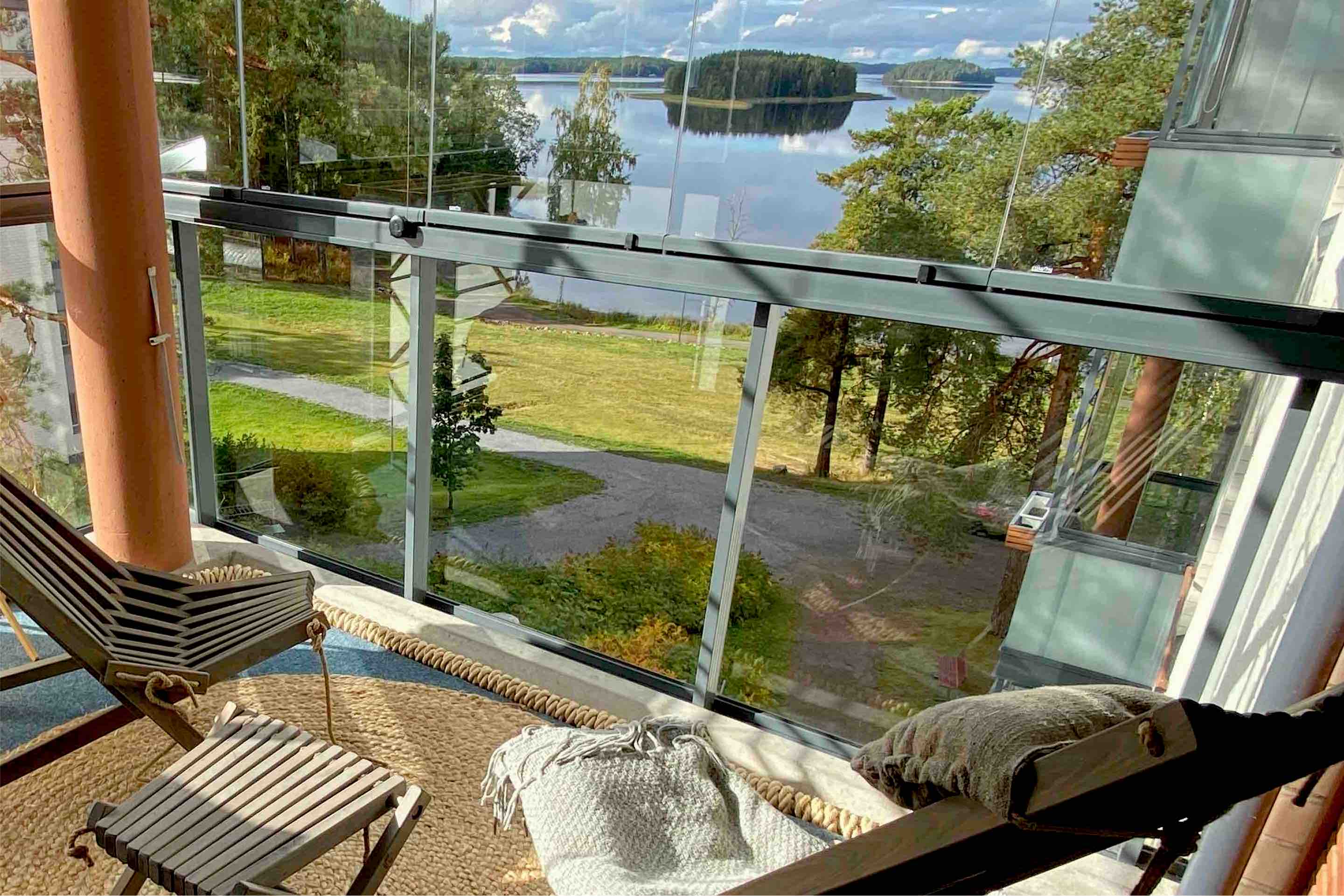 Premium apartment by Lake Saimaa. AC, Parking hall