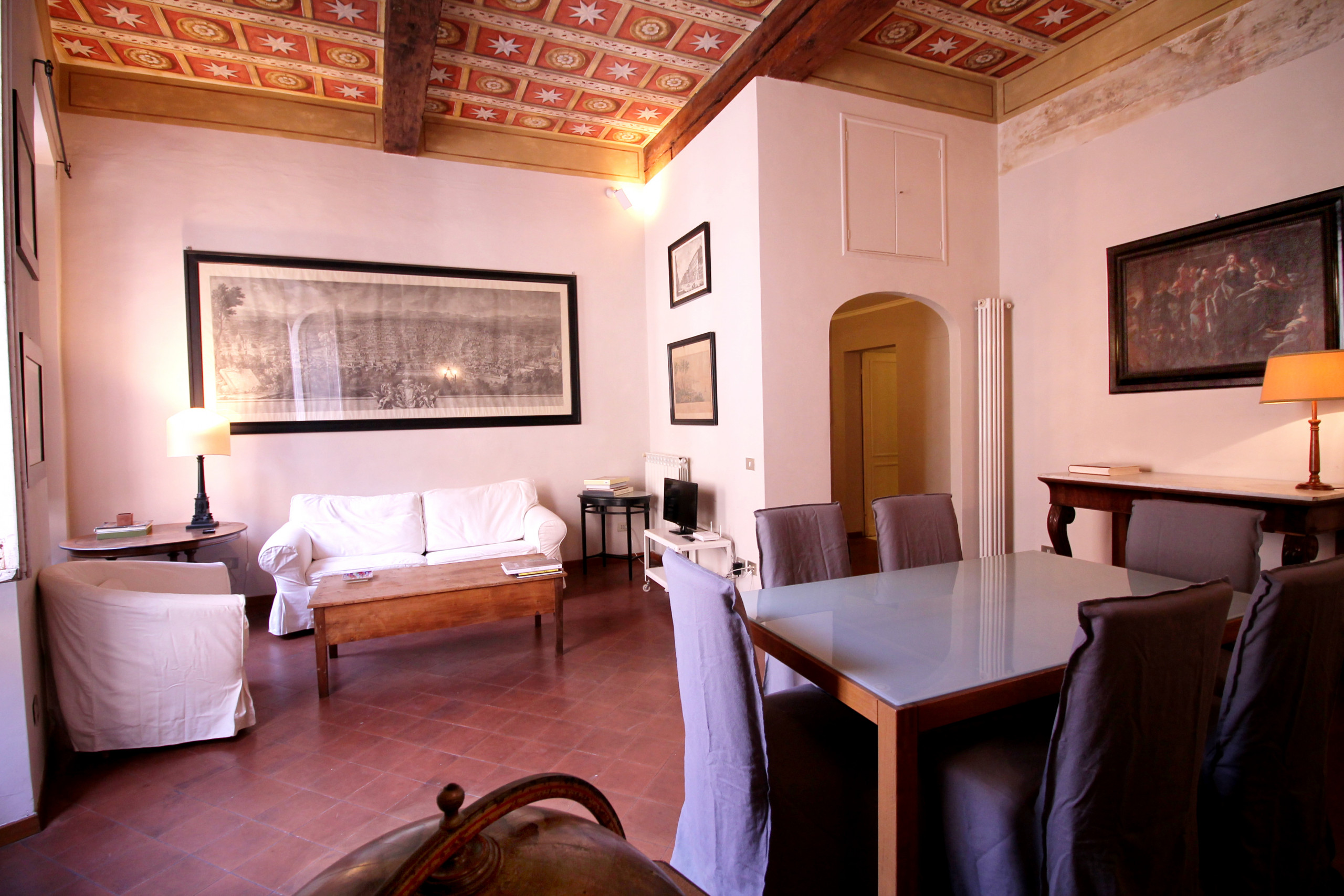 Via Giulia 2BR Apartment near the Tiber in I Centro Storico, Rome