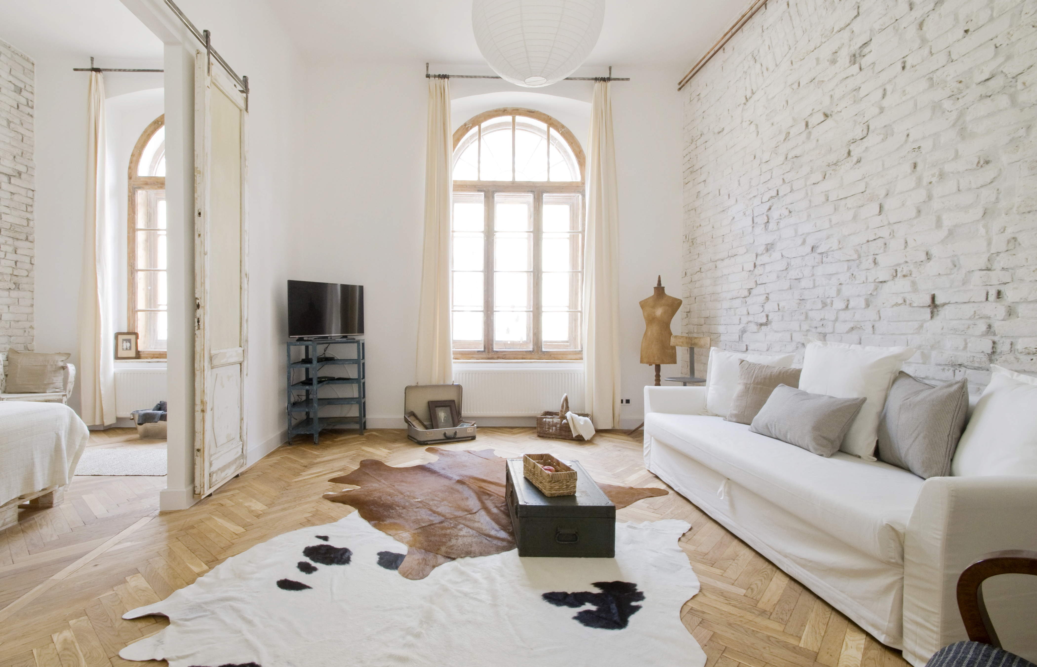 Vintage Basilica Home