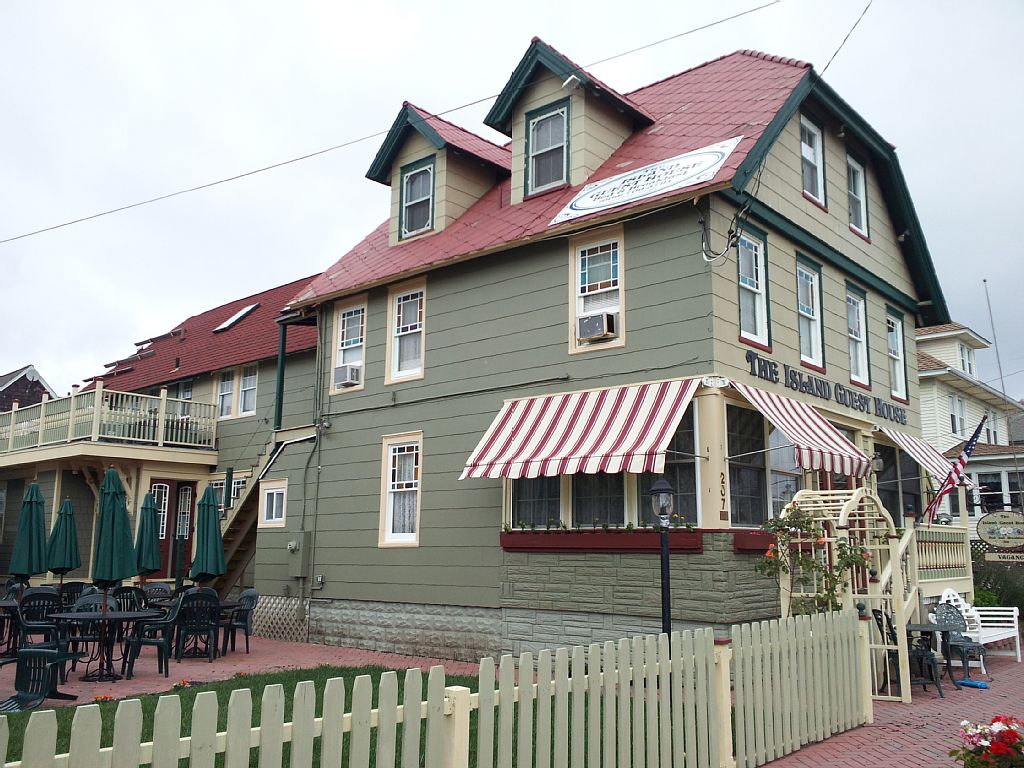 The Island Guest House Bb