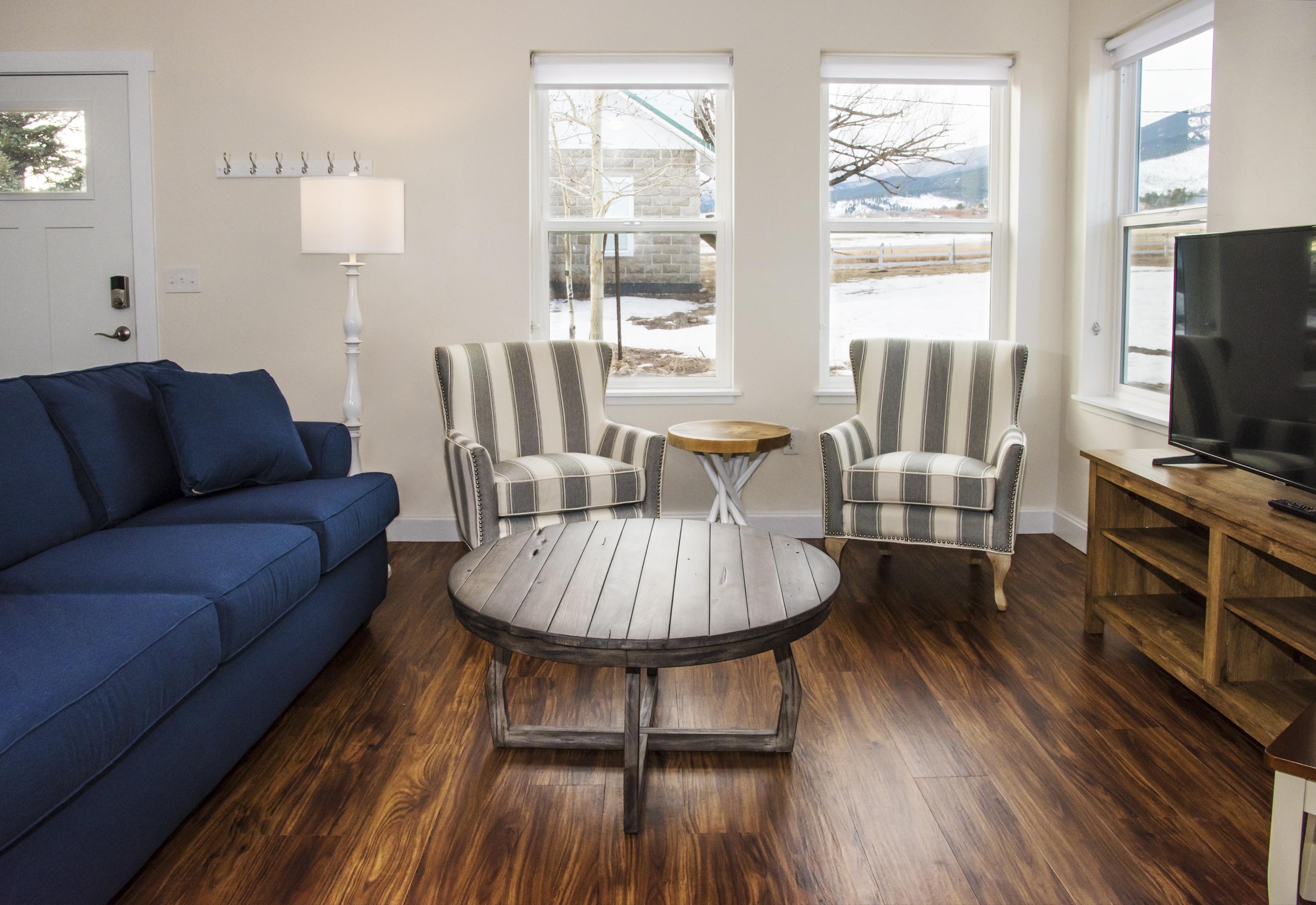 Creekside Bungalow-Mountain & Valley Views-Dark Sky