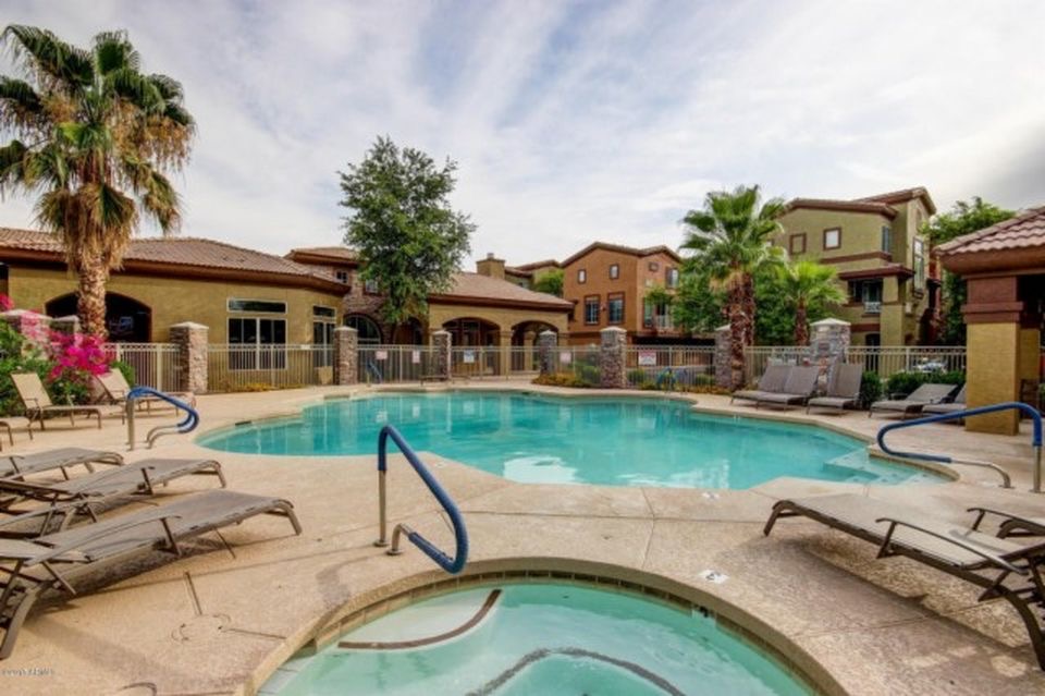 North Phoenix Gated Community Townhome Townhouses for Rent in Phoenix