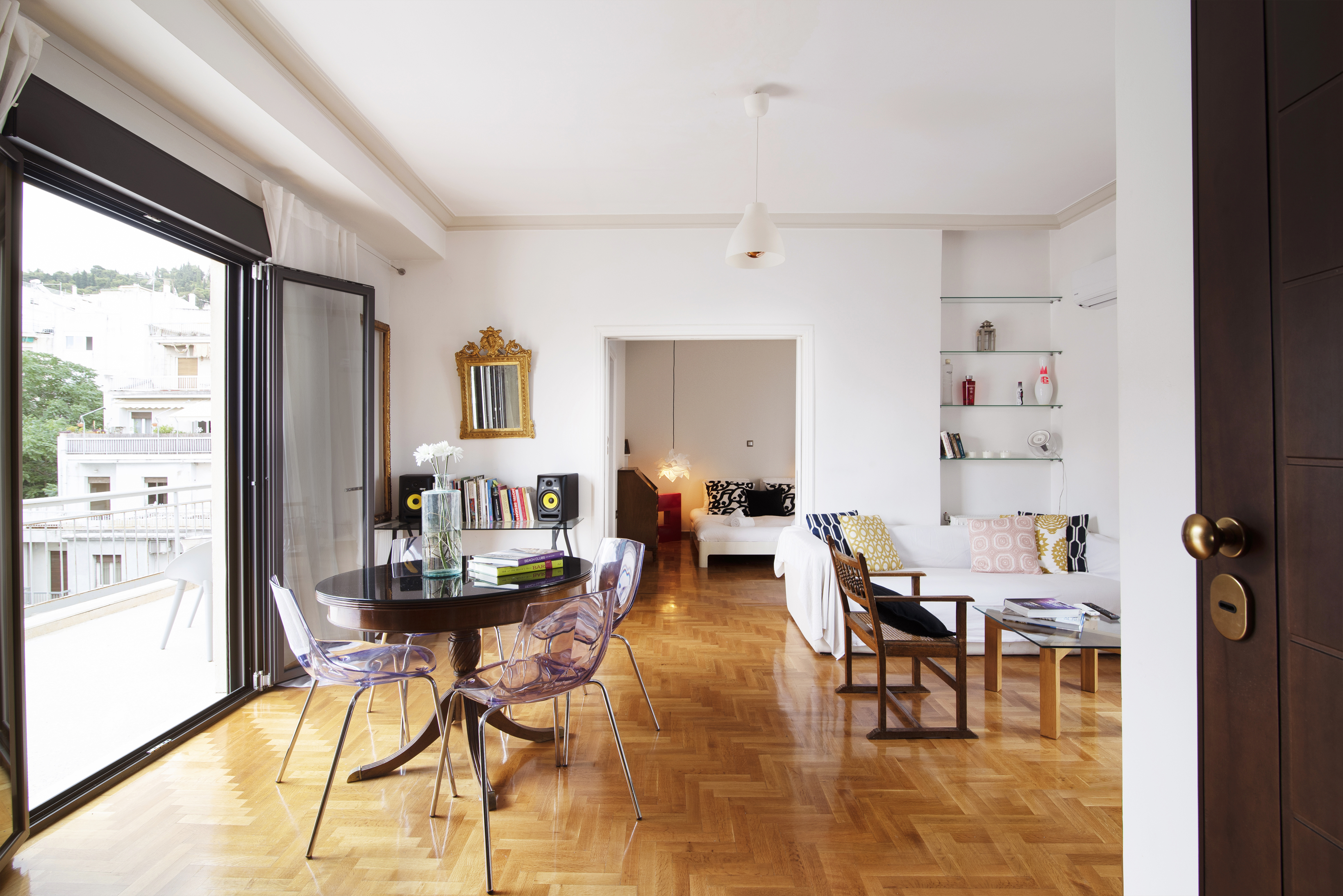 Renovated penthouse with Stunning Views in ΜΟΥΣΕΙΟ-ΕΞΑΡΧΕΙΑ-ΝΕΑΠΟΛΗ, Athens