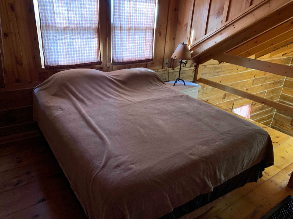 Rustic River 10 Cabins for Rent in Savanna, Illinois, United States Airbnb