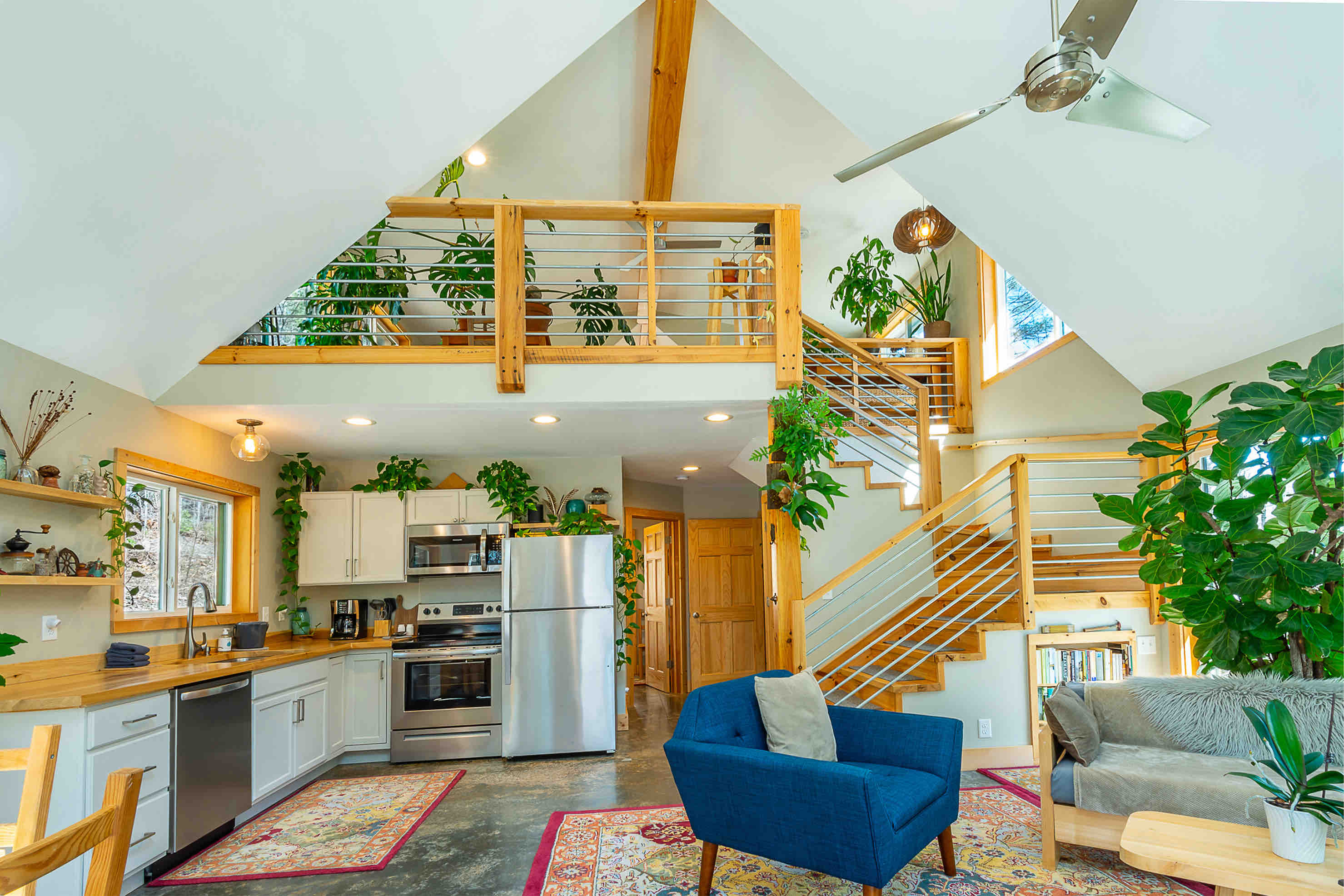 Cabin next to DuPont Forest between Brevard/Hendo Cabins for Rent in