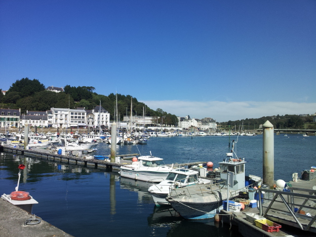 Apartment located 2 steps from the Port