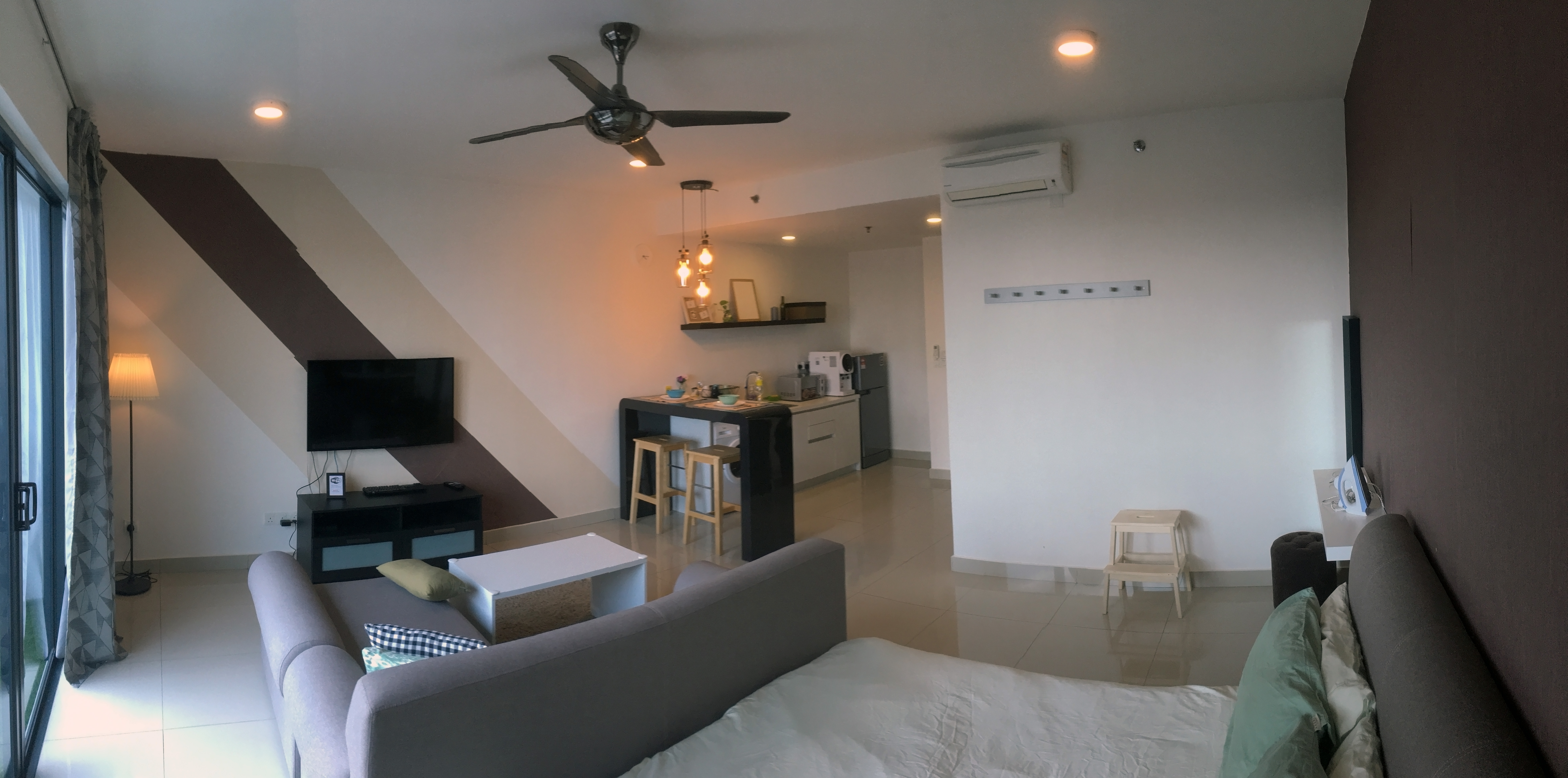 Netflix Wifi Warm Haven @ Setia Alam Trefoil