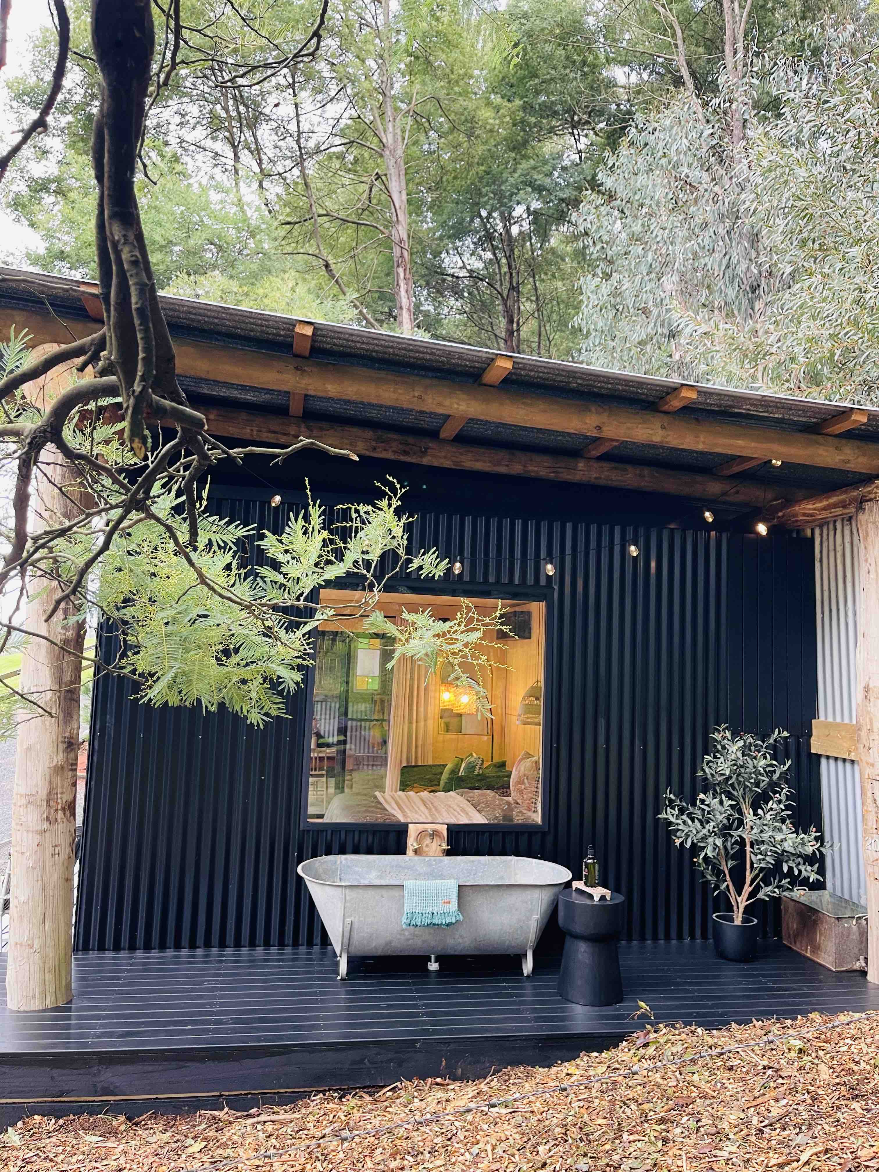 The Cabin farm stay in Emerald Alkira Glamping