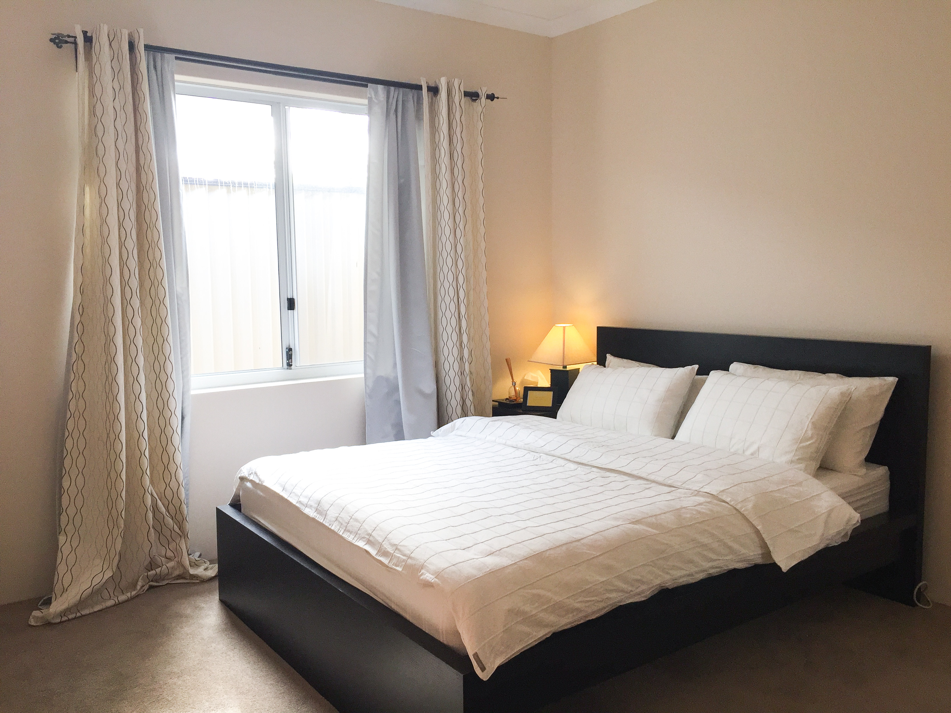 Room, private ensuite, in a spacious home