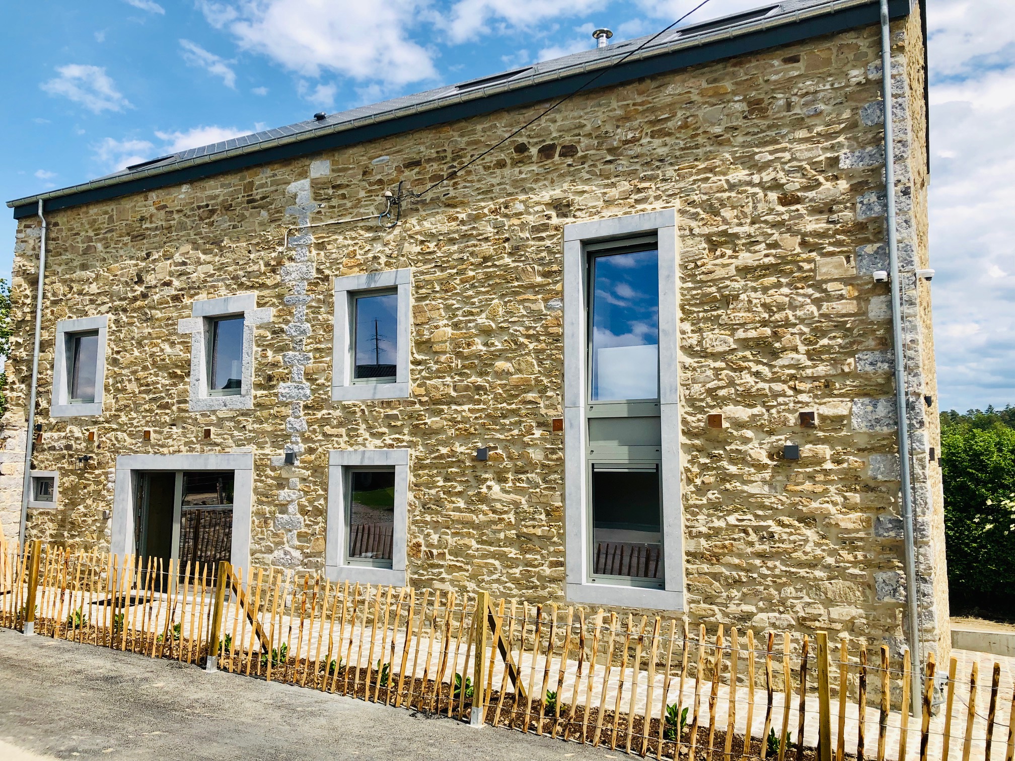 Gîte familial calme à Wéris 14p Maisons à louer à Durbuy, Wallonie