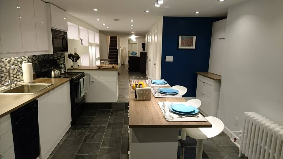 RENOVATED MODERN 1 BEDROOM WALKOUT in Blake-Jones, Toronto