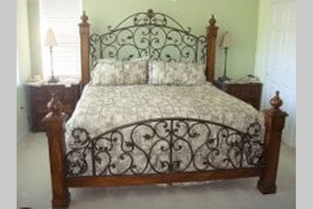 Master Room Furnished - Private Bathroom in Pembroke Pines, Broward County
