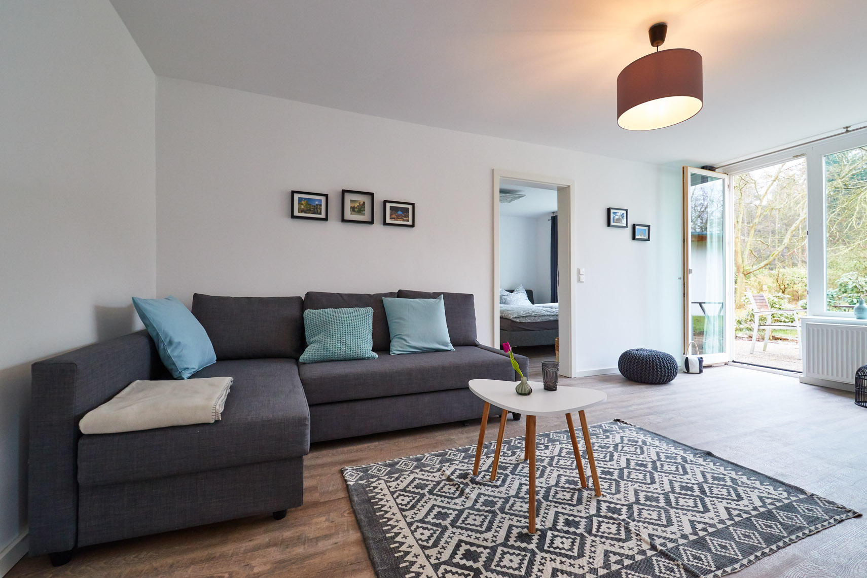 Modern, cozy apartment with terrace and garden