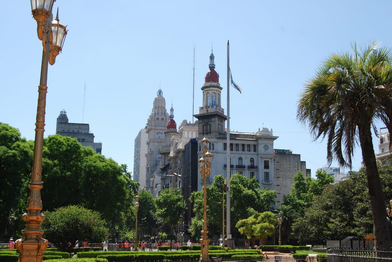 Stylish apartment - historic Building Av de Mayo in Monserrat, Buenos Aires