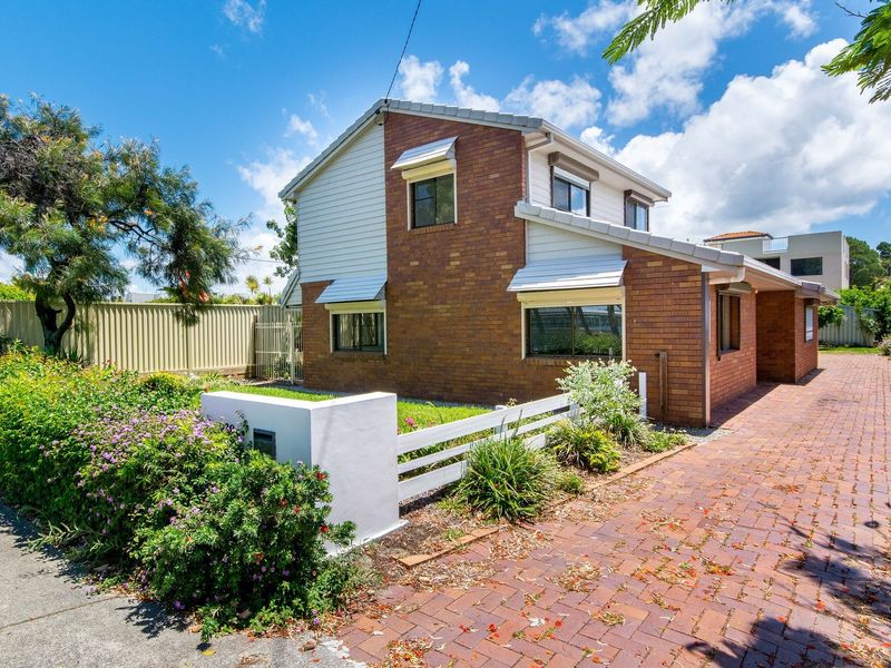 Bribie Island Pet Friendly Holiday Islands for Rent in