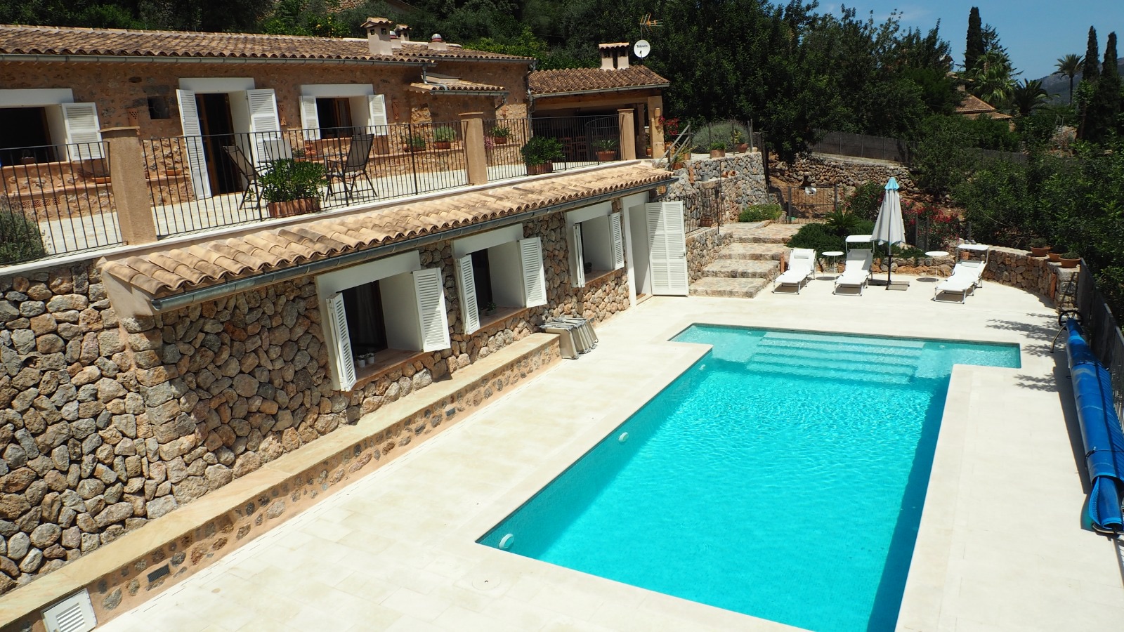 3 bedroom villa in Soller, large pool & garden