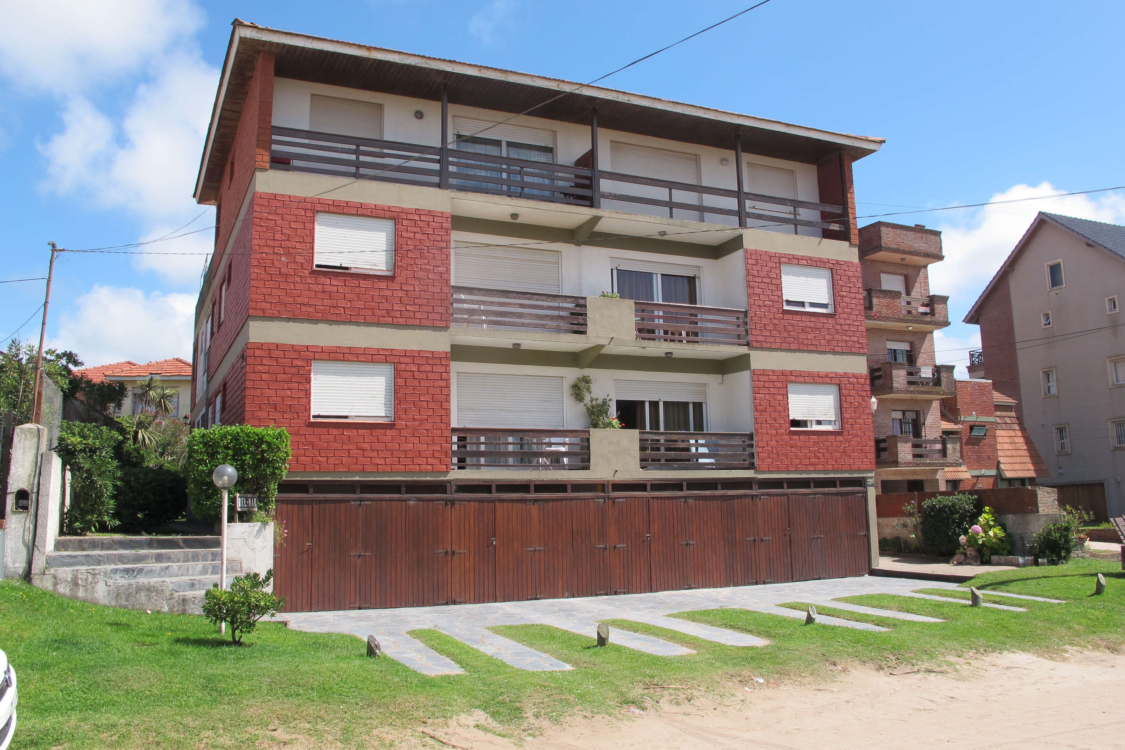 Apartment 100 meters from the beach