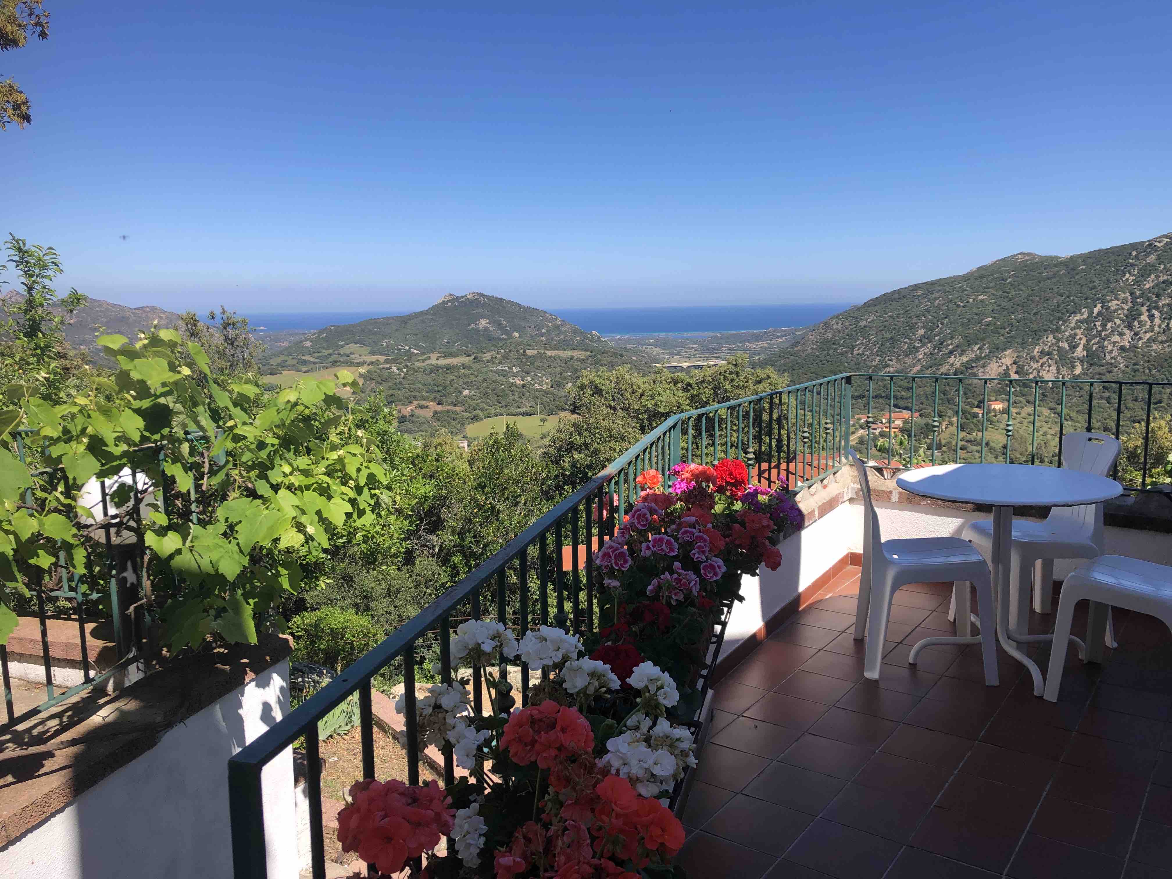 House in the hills, with sea view