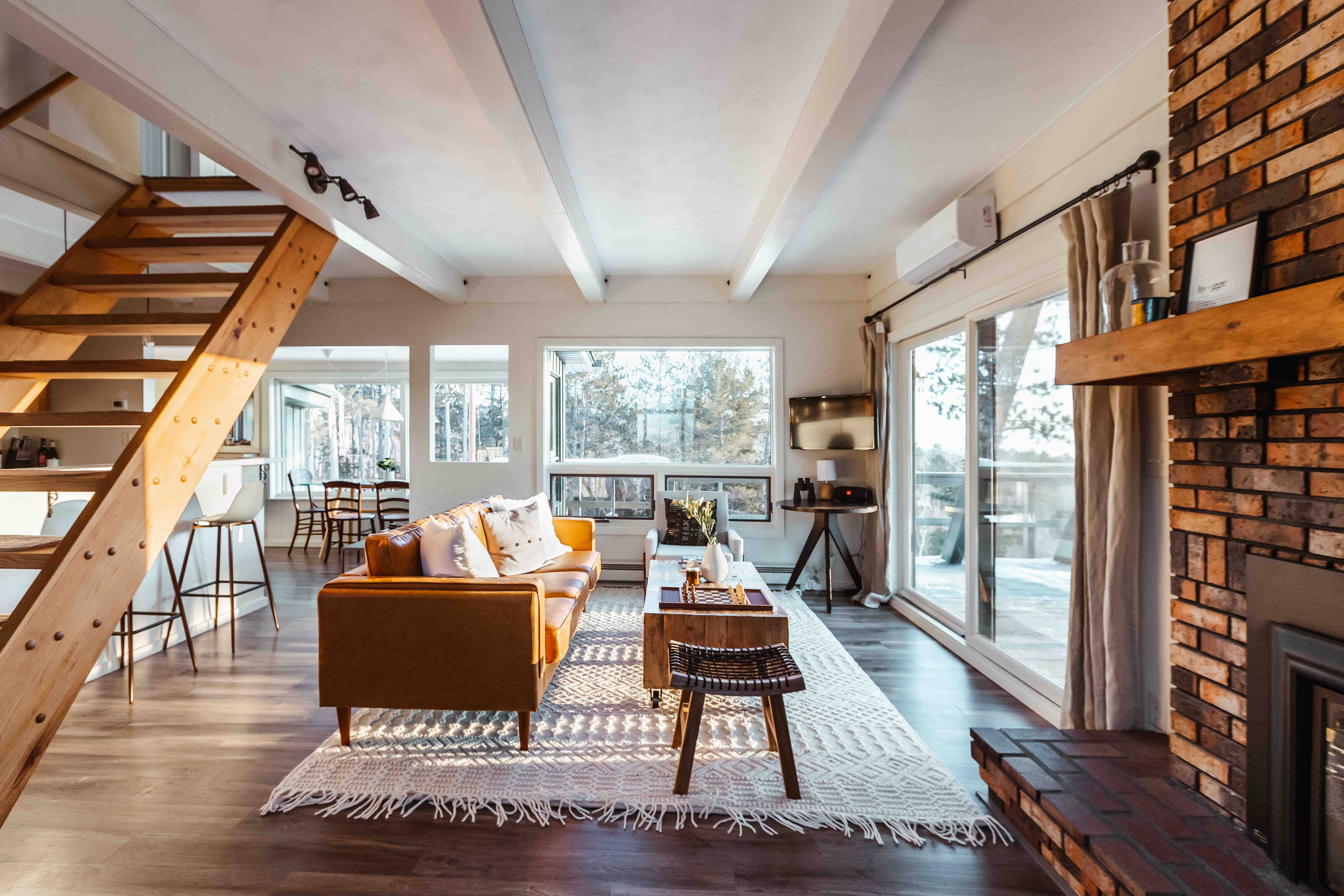 WILD PINES CABIN AFRAME W/ LAKE SUPERIOR VIEWS Cabins for Rent in