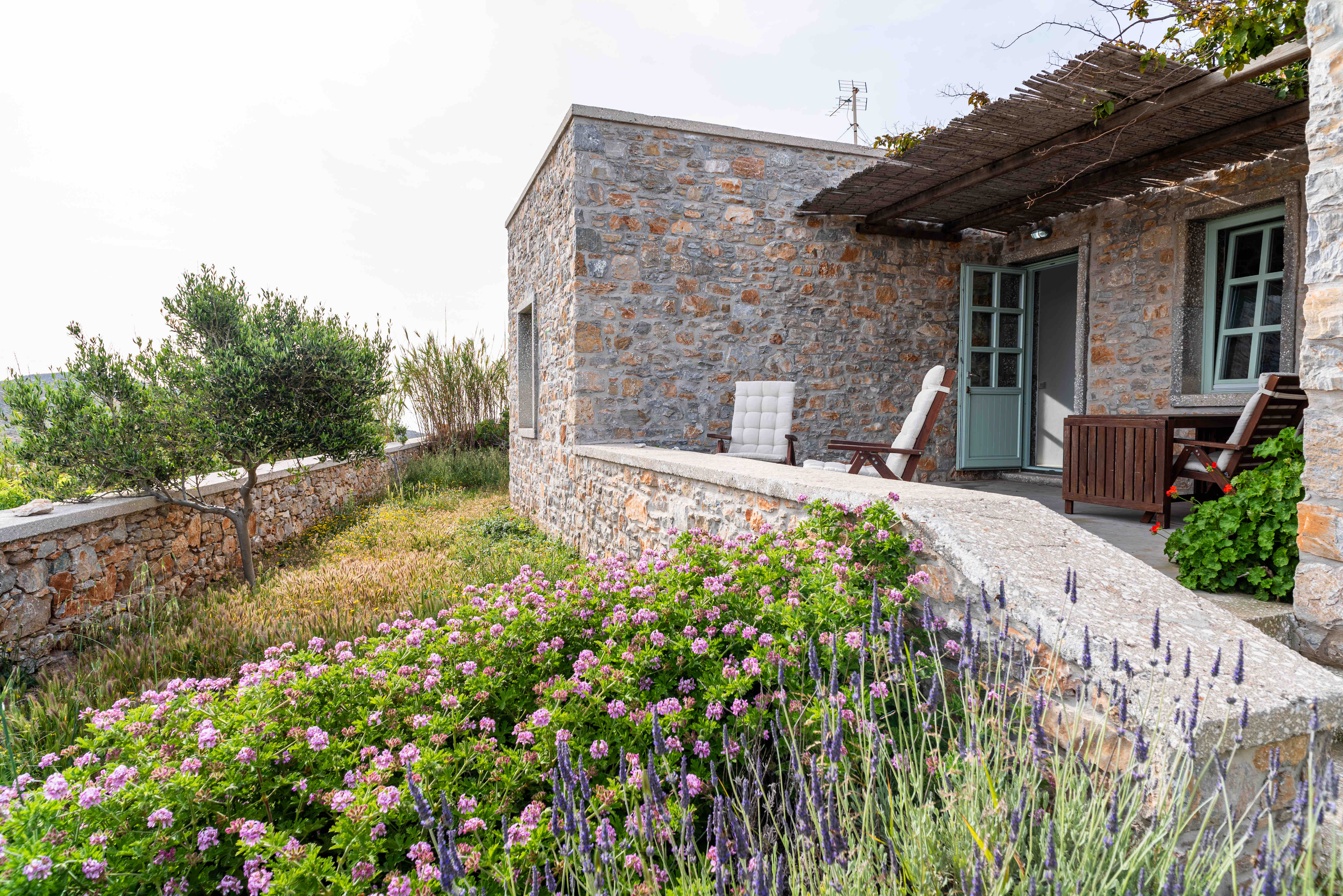 Rodies Villas (h5) Beautiful family house in Chora