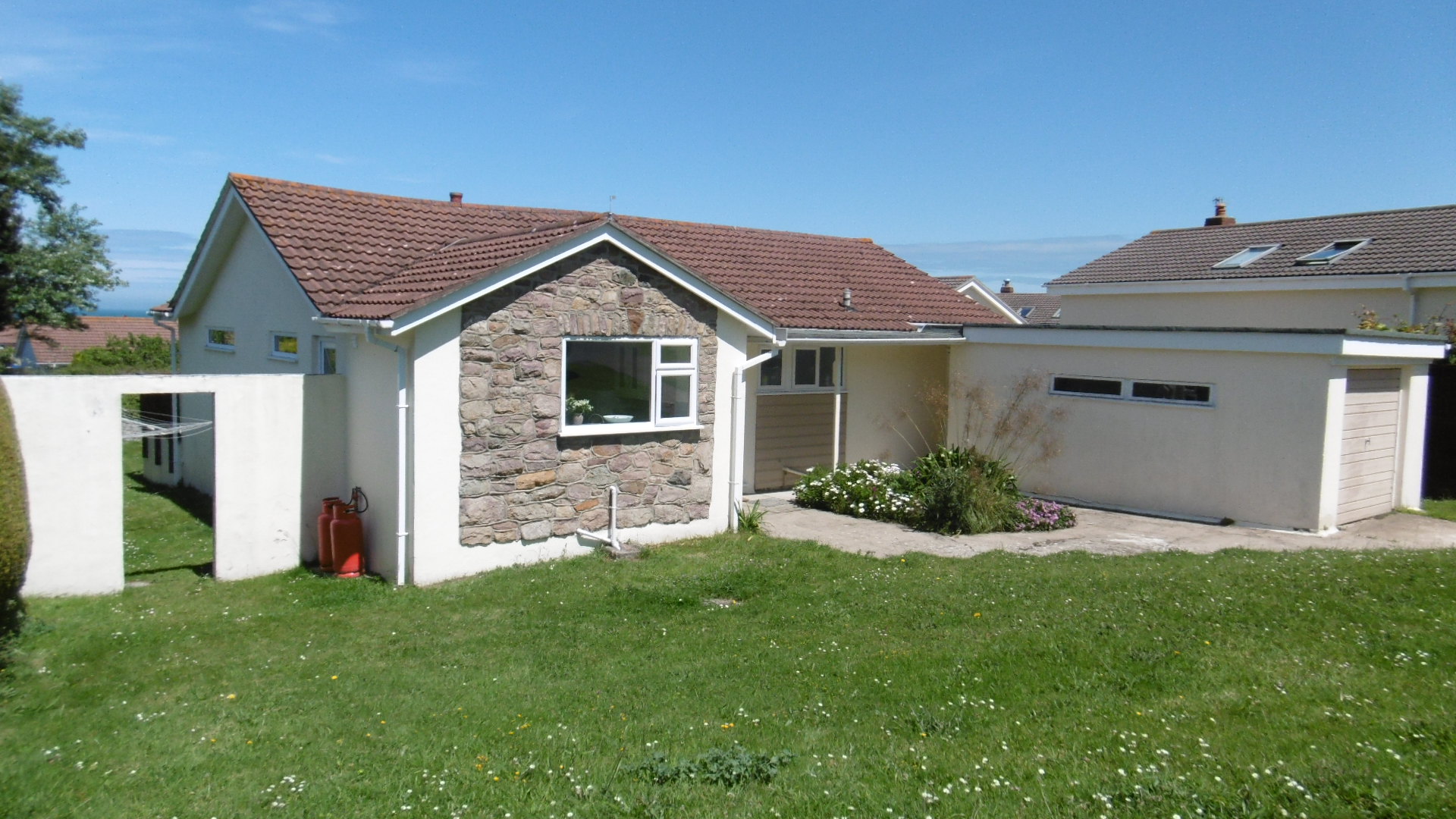 4 Braye View Meadows, Alderney, Self catering home Bungalows for Rent