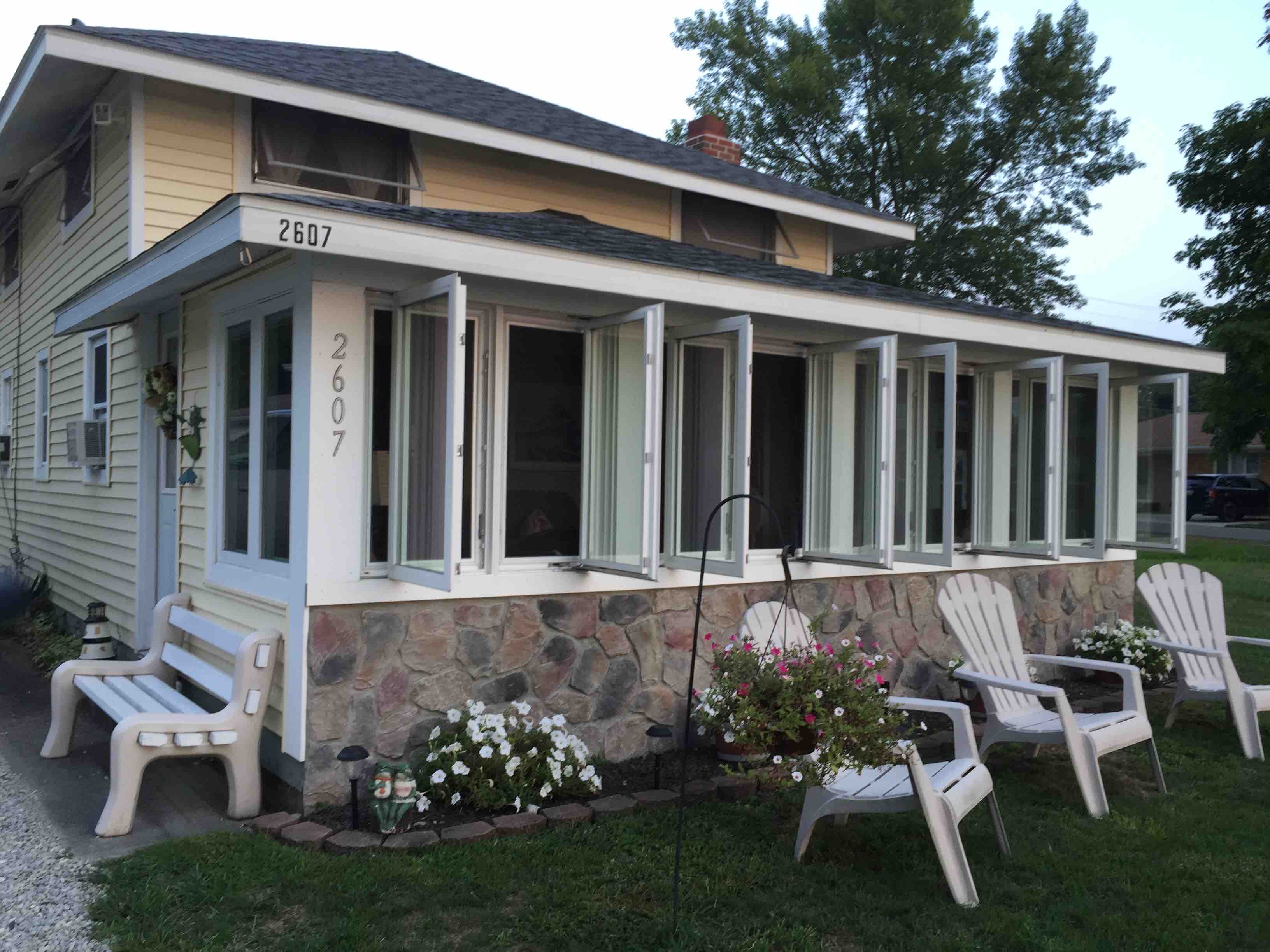 Devils Lake Cottage Swimming & Sunsets Cottages for Rent in Manitou