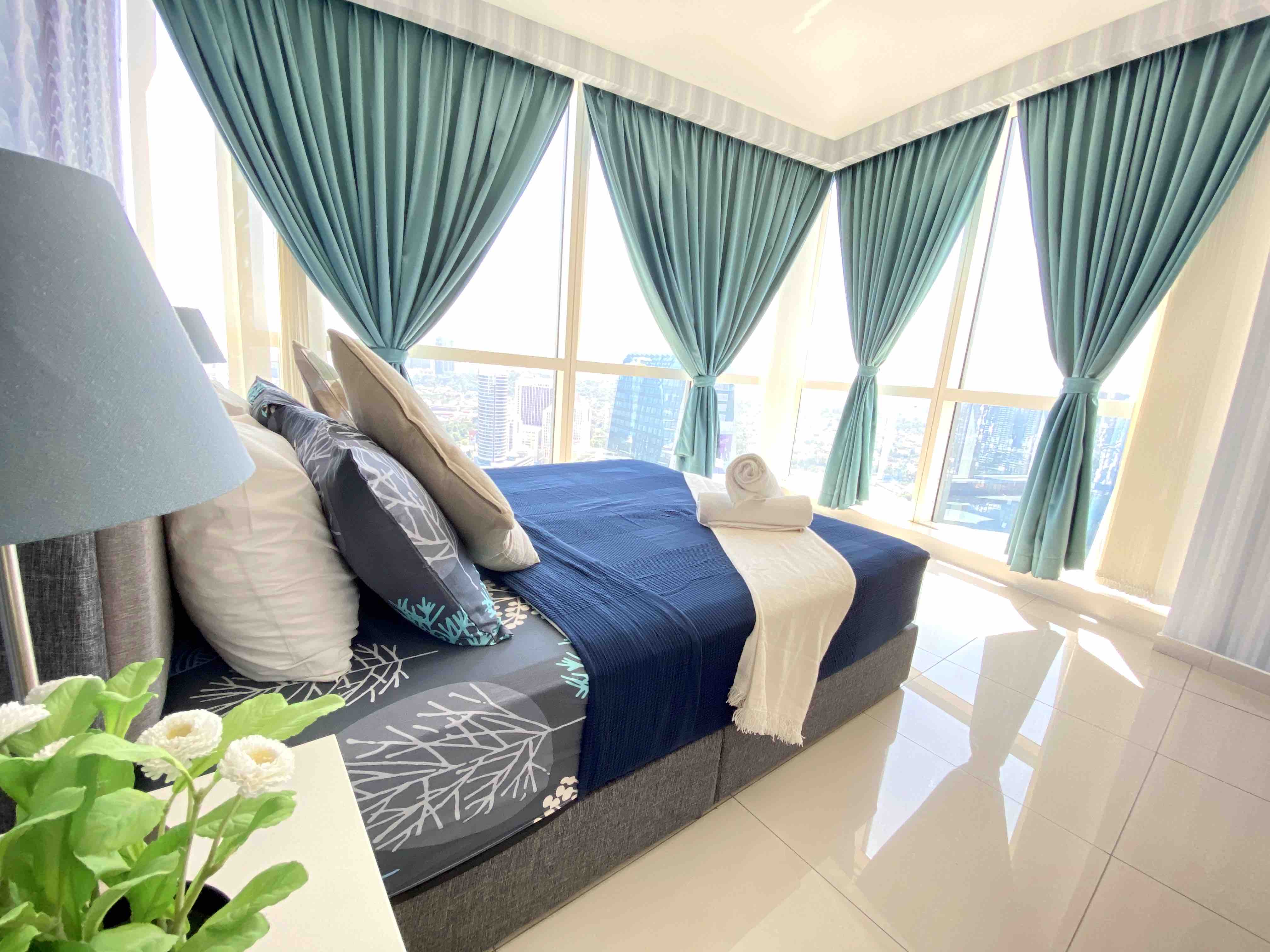 Chrisenbel3 Astro Wifi Lrt Pinnacle Pj Petaling Jaya Malaysia Airbnb