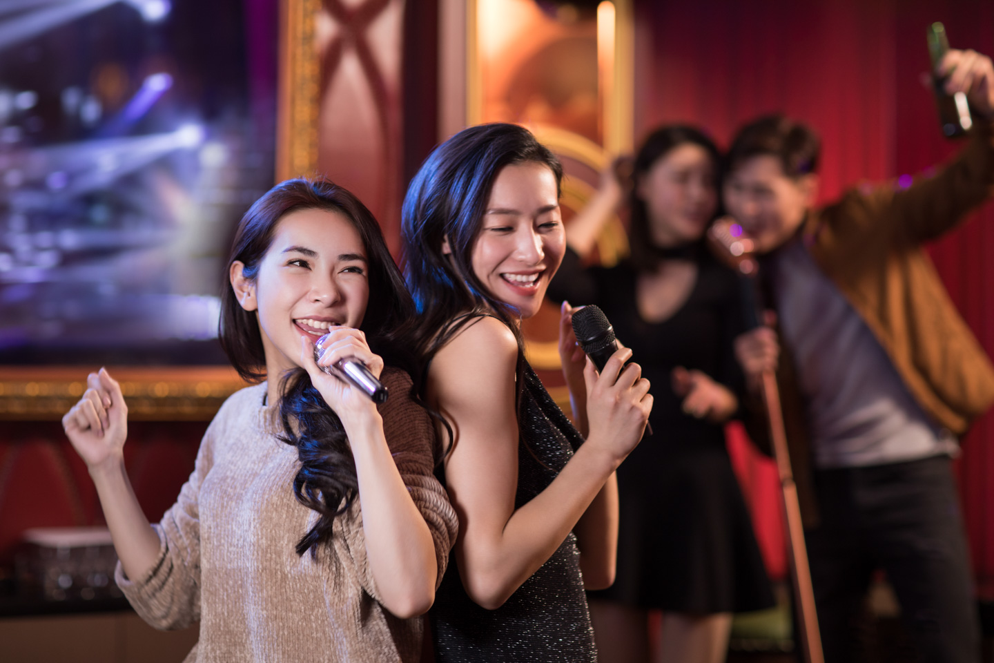 Karaoke hots. Asian Karaoke.