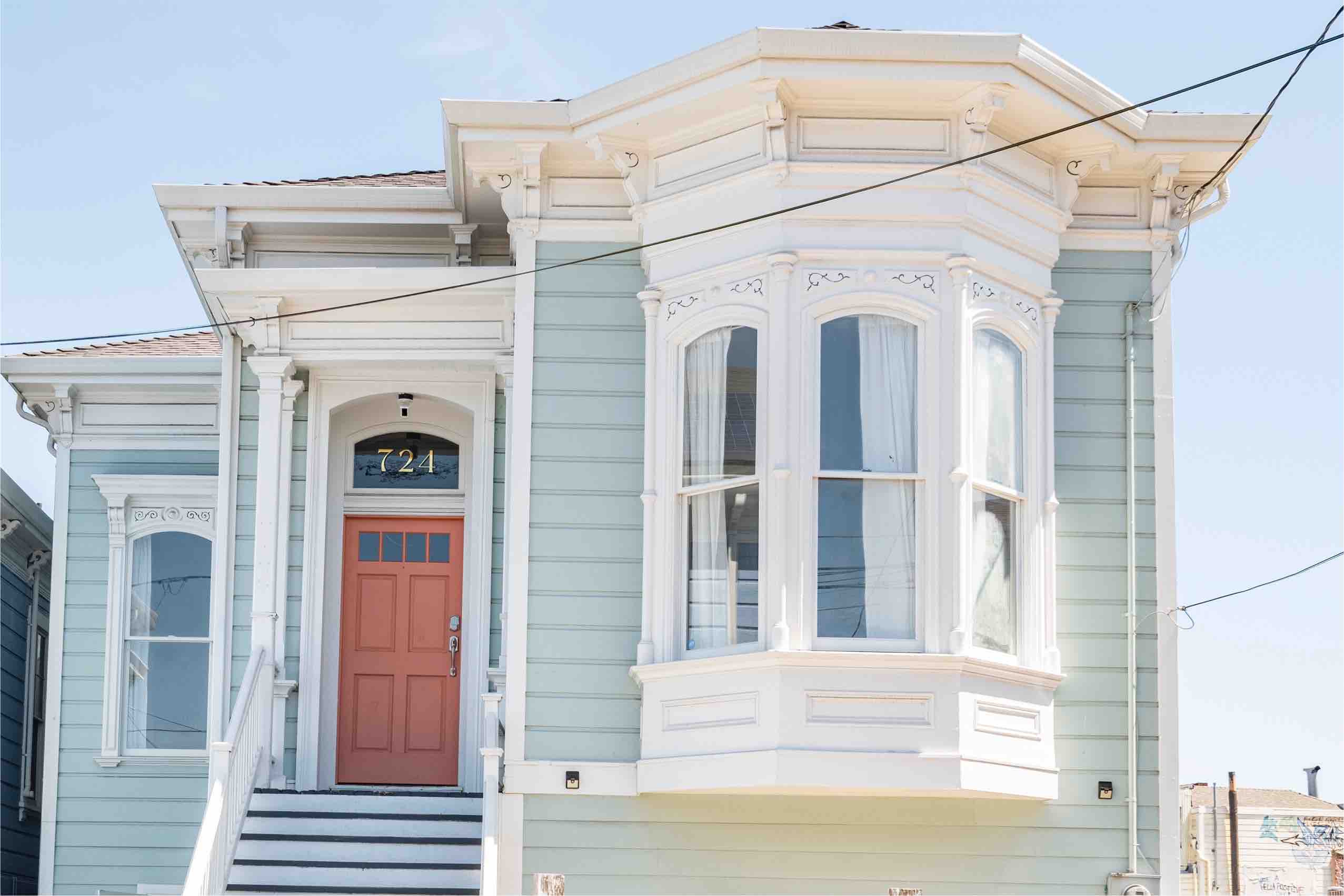 Renovated Historic House minutes from SF! in Prescott, Oakland