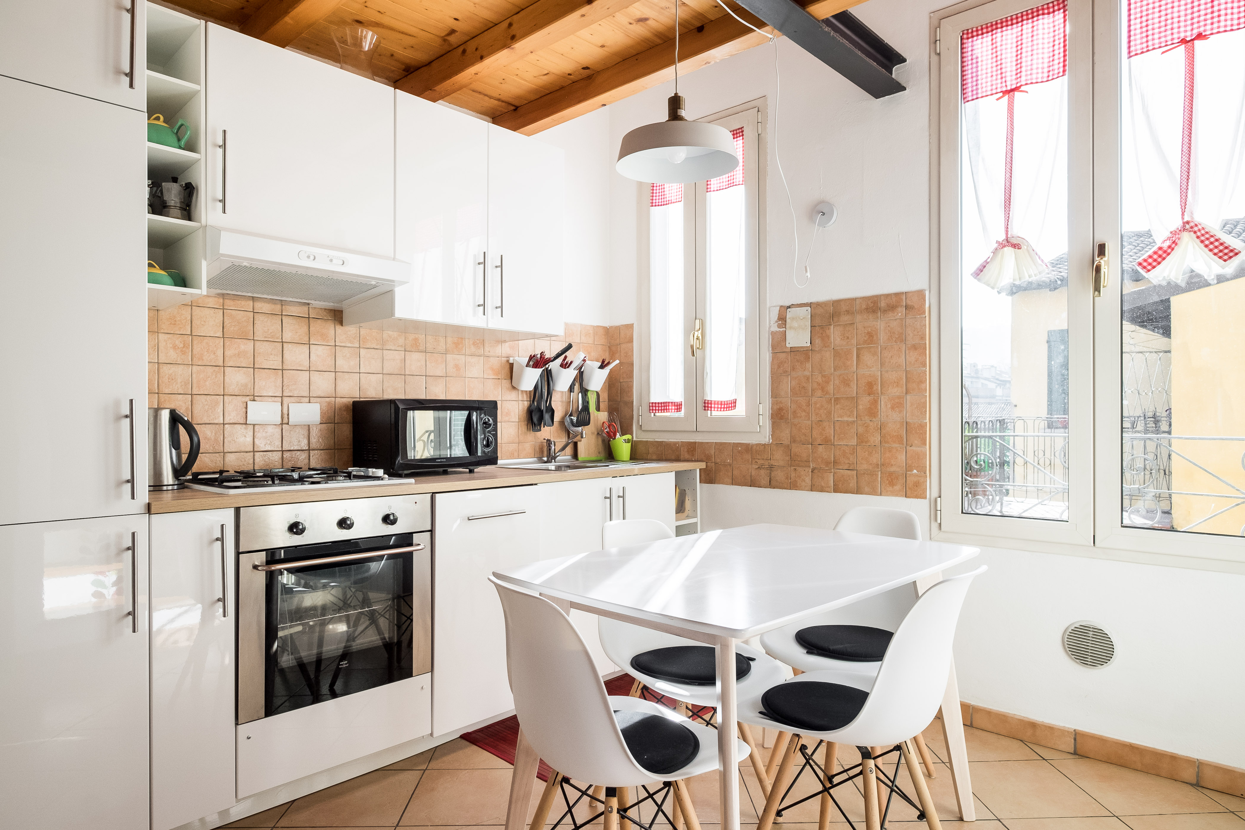 Romantic attic in the old town in Porto - Saragozza, Bologna