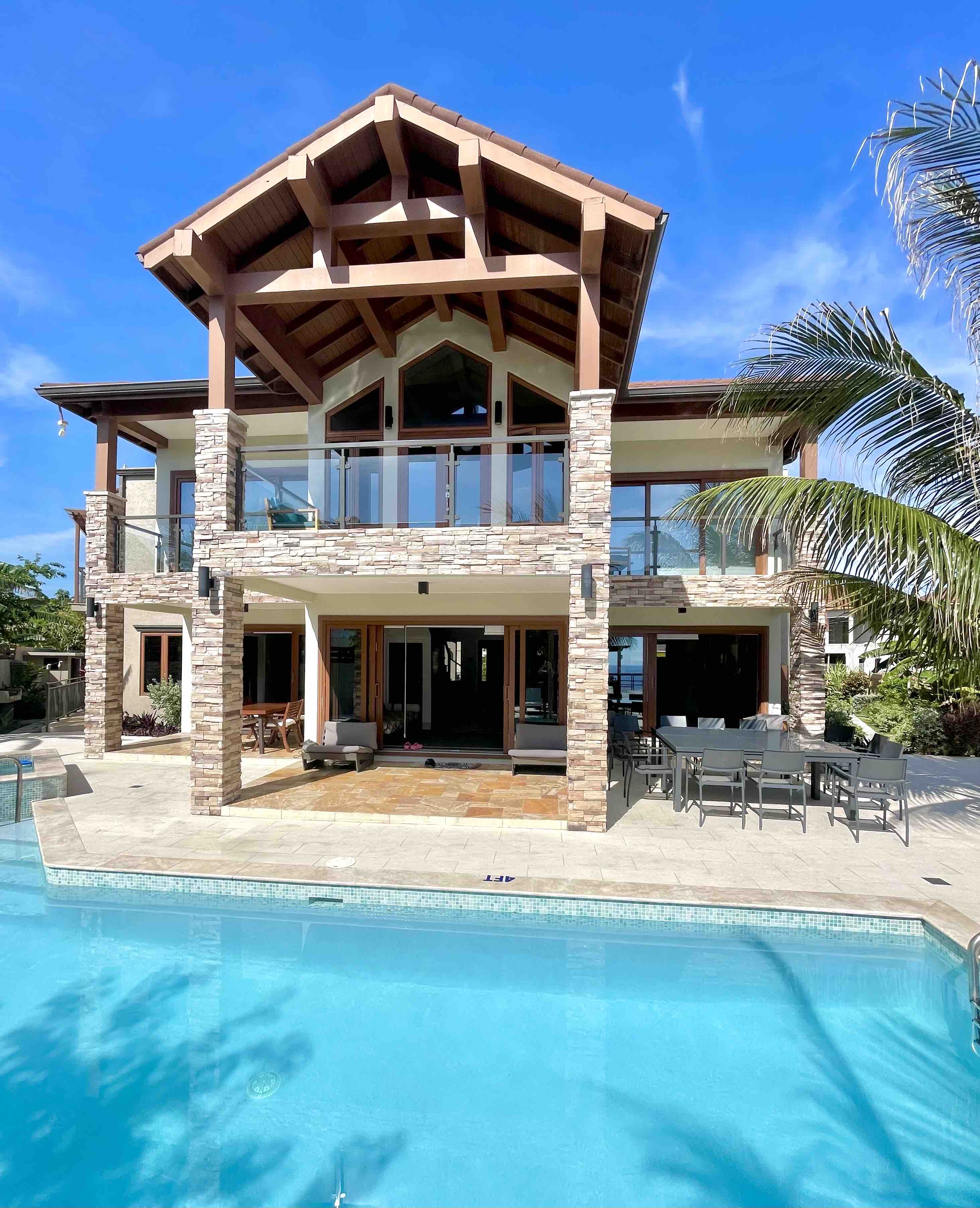 Luxury Oceanside Villa overlooking Jamaica Beach