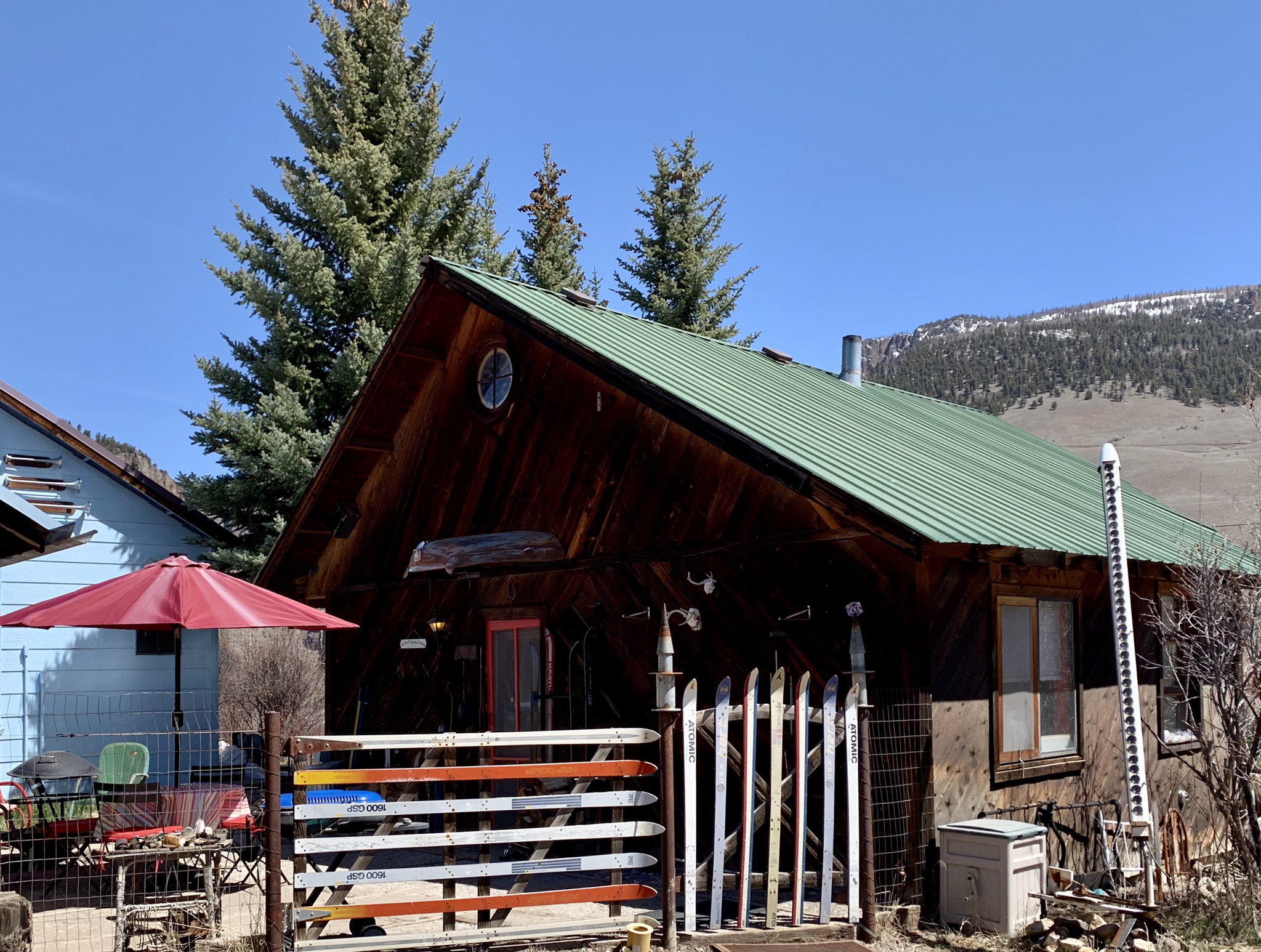 The “Stonehouse” Cabin Cabins for Rent in Creede, Colorado, United