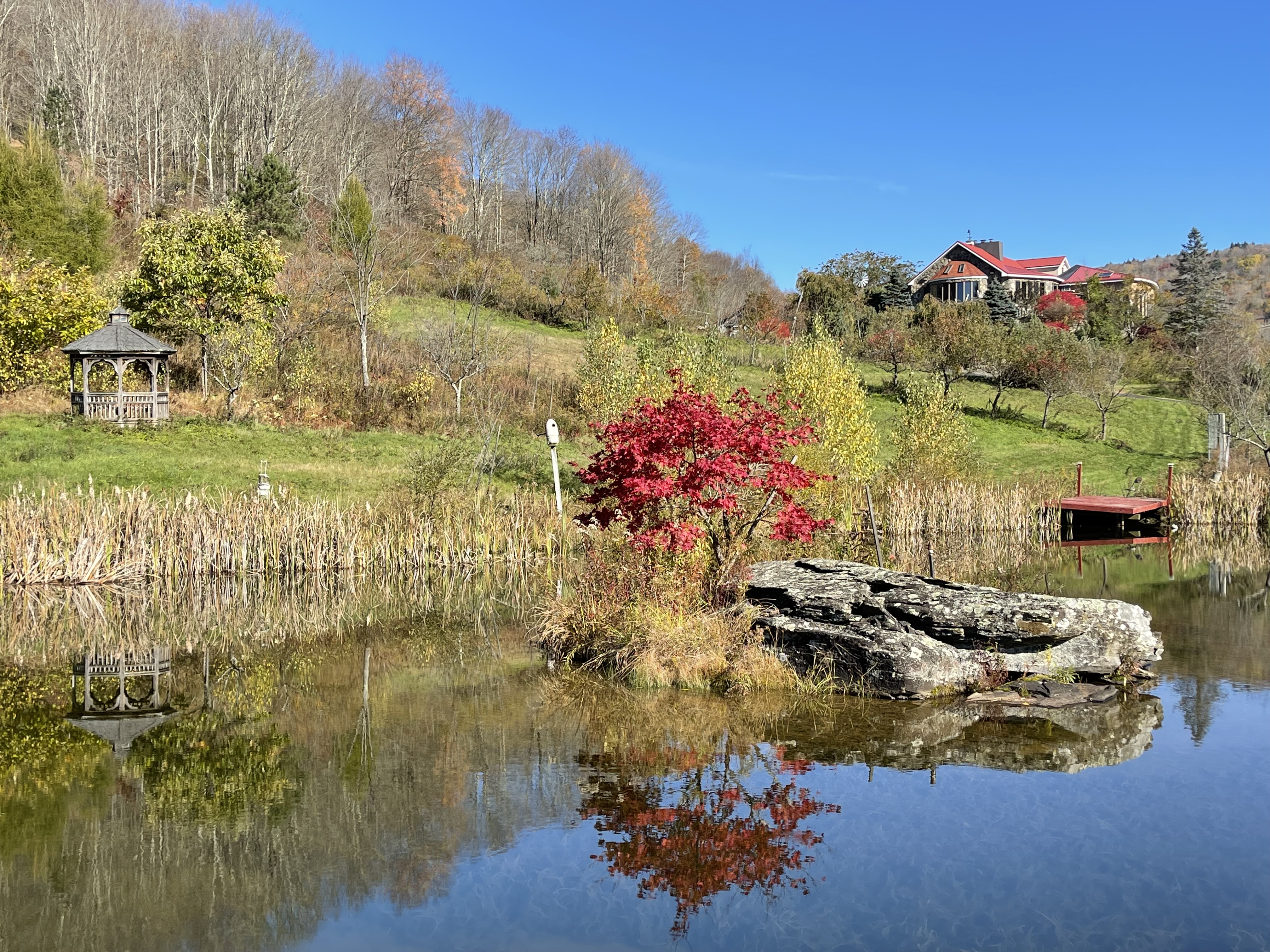 Villa Toscana, 155 acres retreat like a park