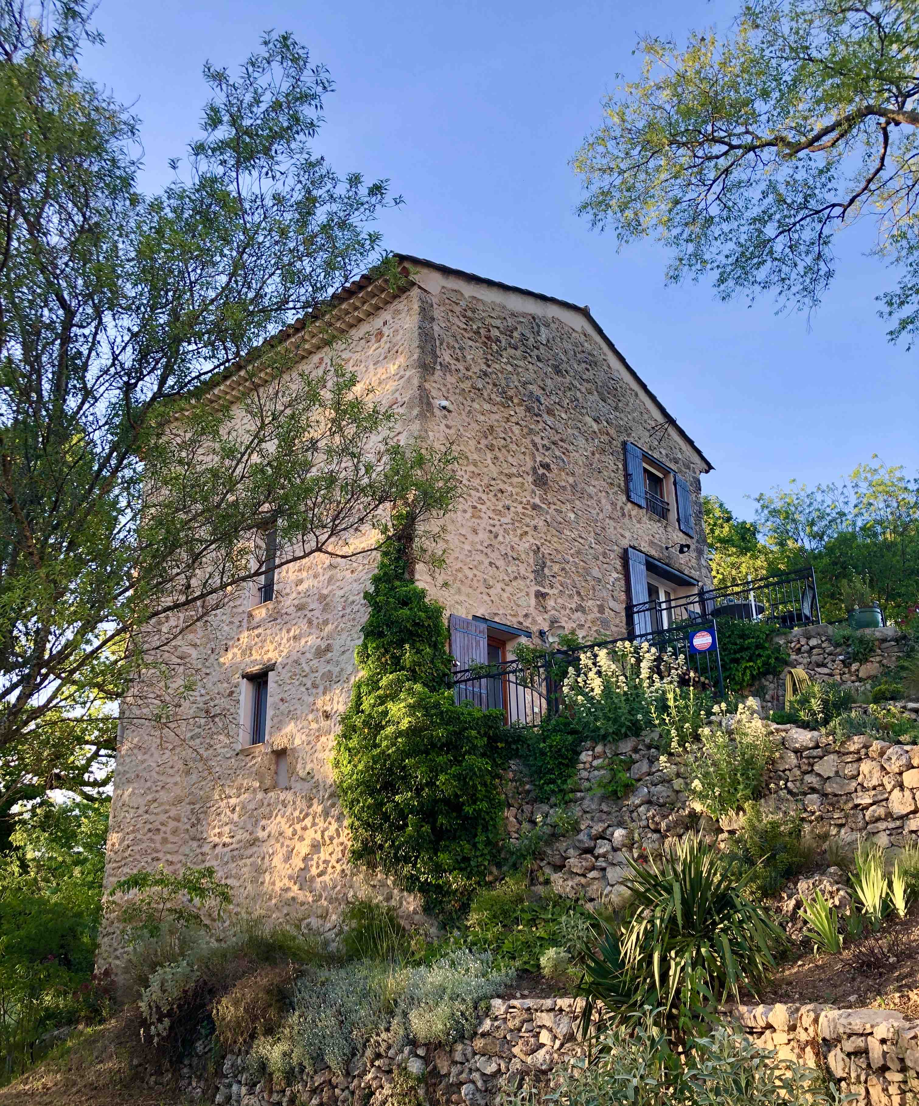 Luxurious Medieval Bastidon on private wine estate