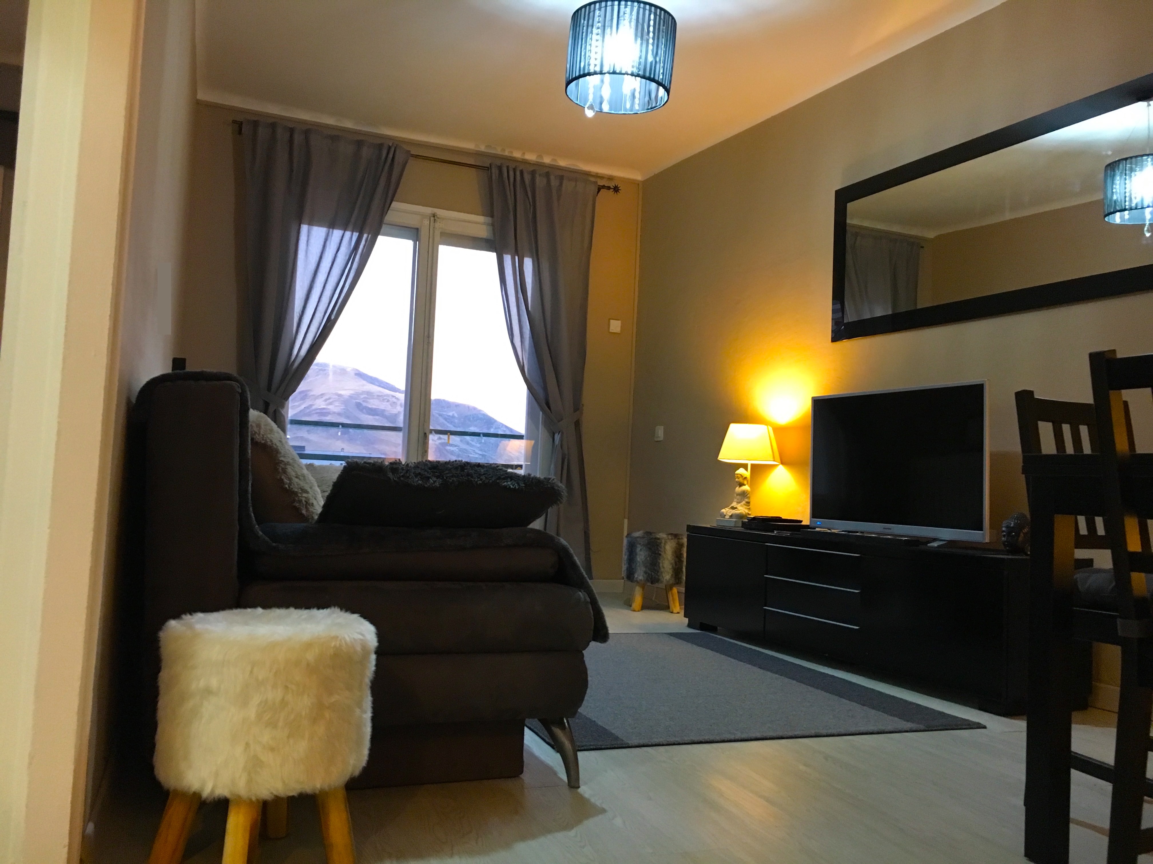 COZY apartment + 5-6 Pers / 4 Beds-2 Bedrooms
