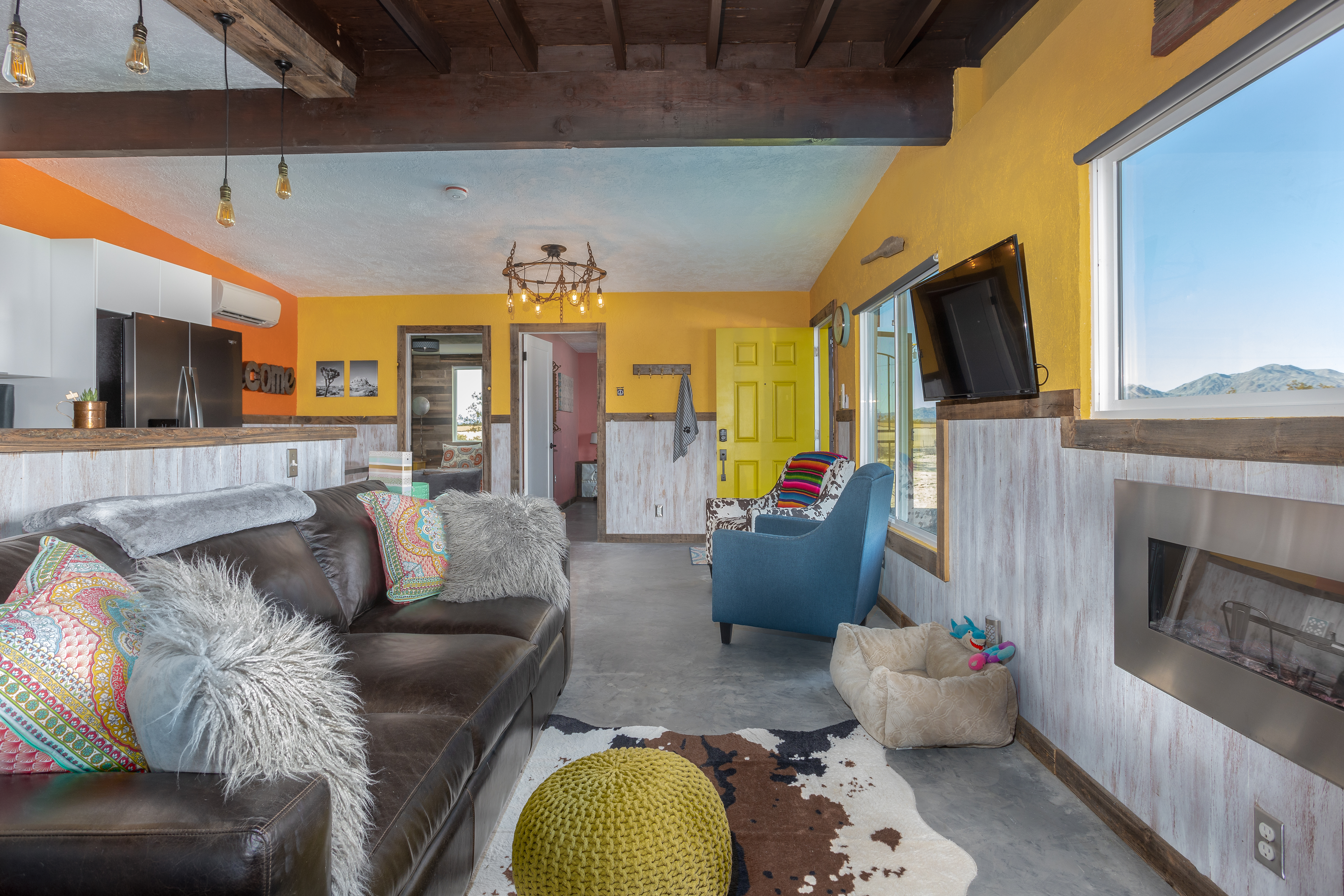 Wonder House:Peaceful, Great Views, Pool & Hot Tub